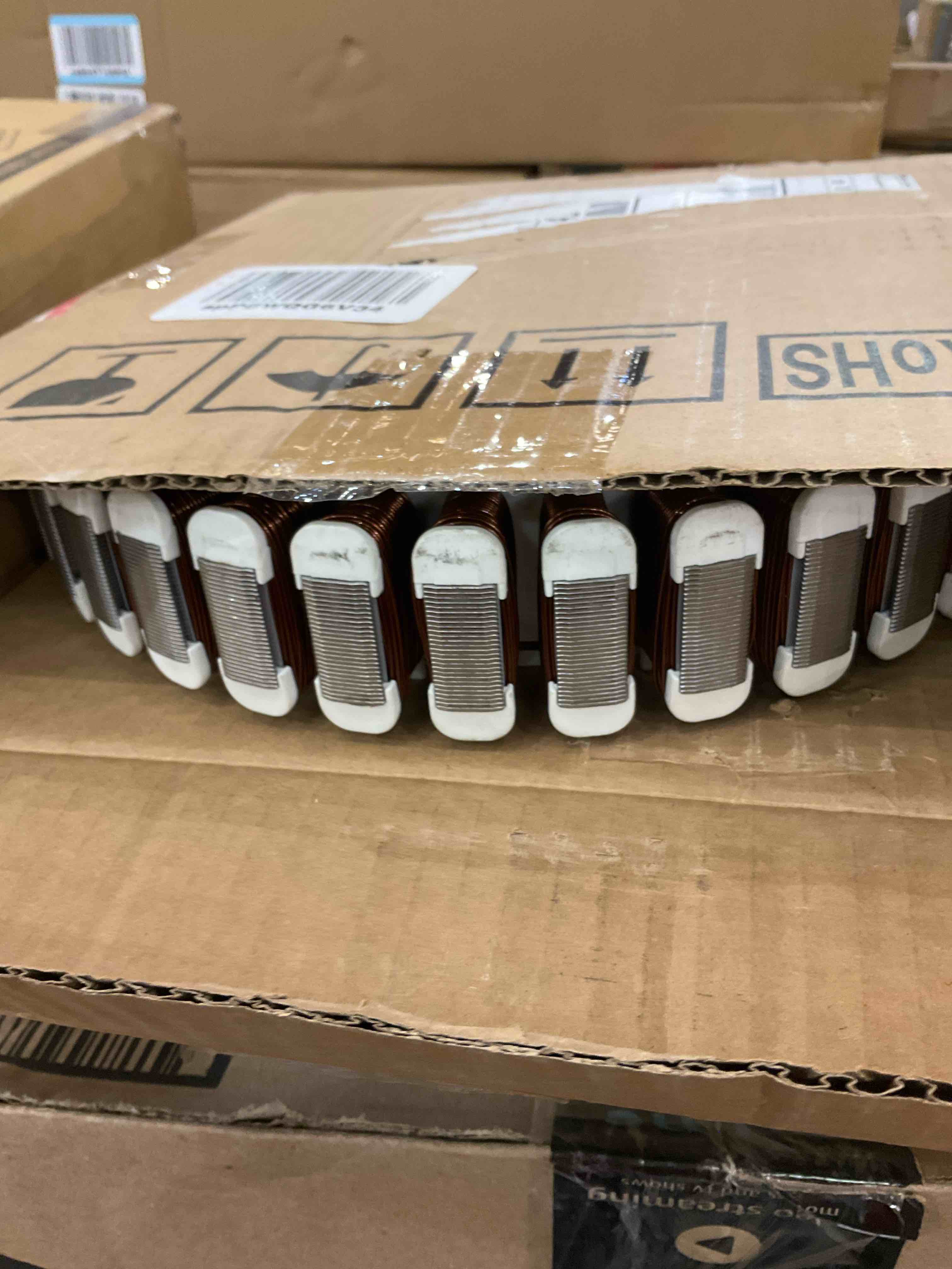 https://s3.amazonaws.com/lotting-images-prod/BargainHunt/EXS01294389_1712848337037.jpeg