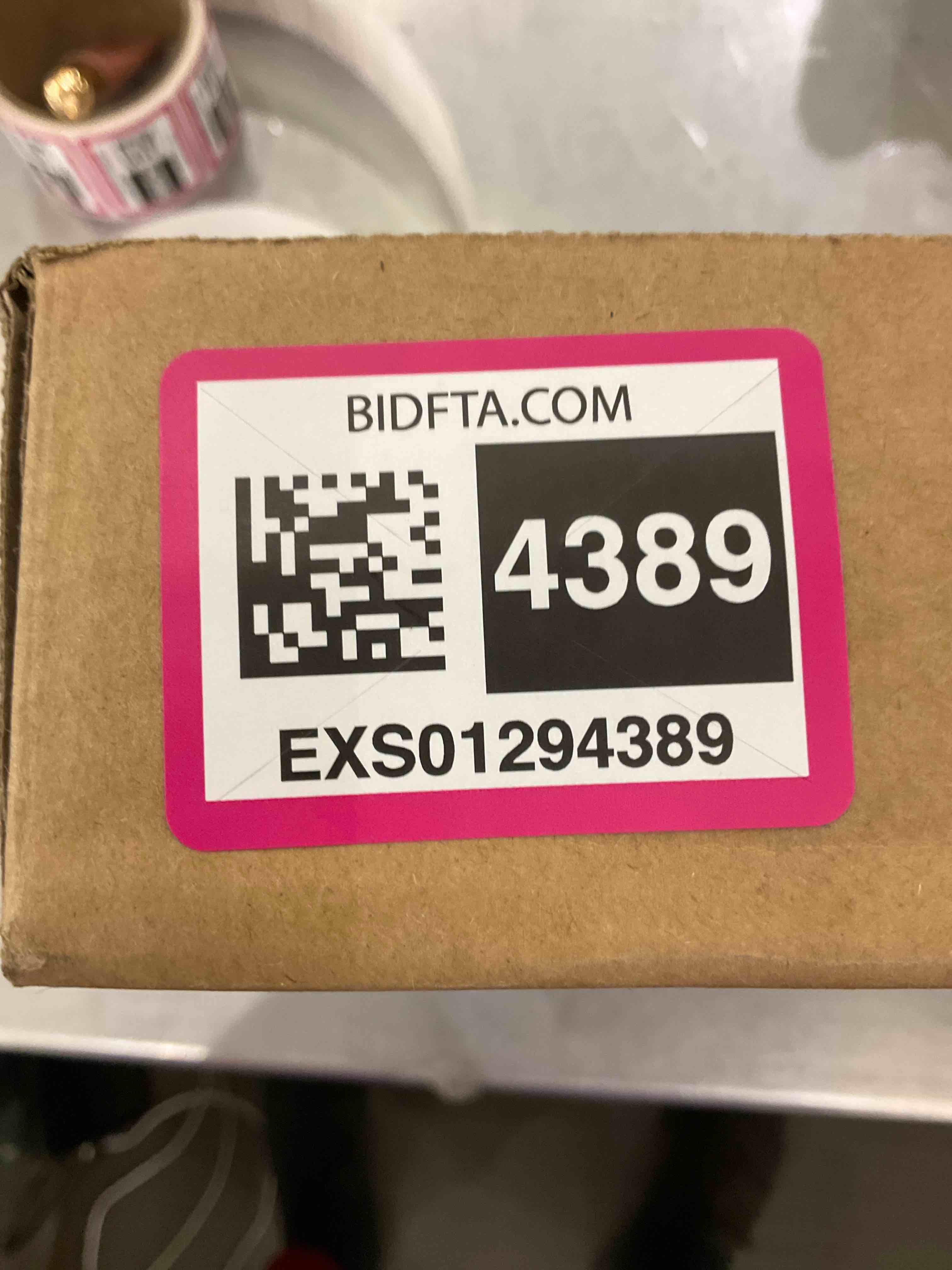 https://s3.amazonaws.com/lotting-images-prod/BargainHunt/EXS01294389_1712848383877.jpeg
