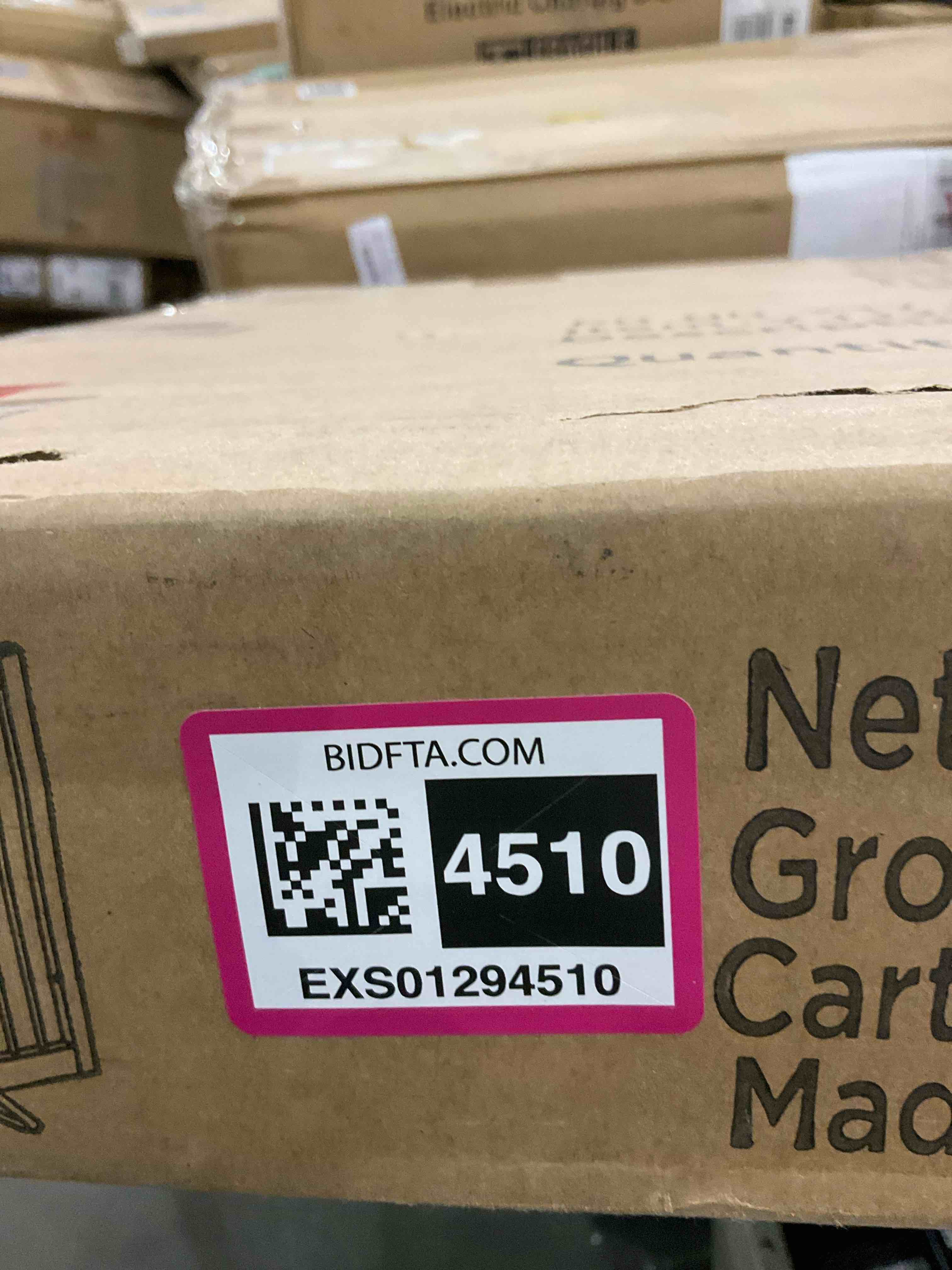 https://s3.amazonaws.com/lotting-images-prod/BargainHunt/EXS01294510_1713276892840.jpeg