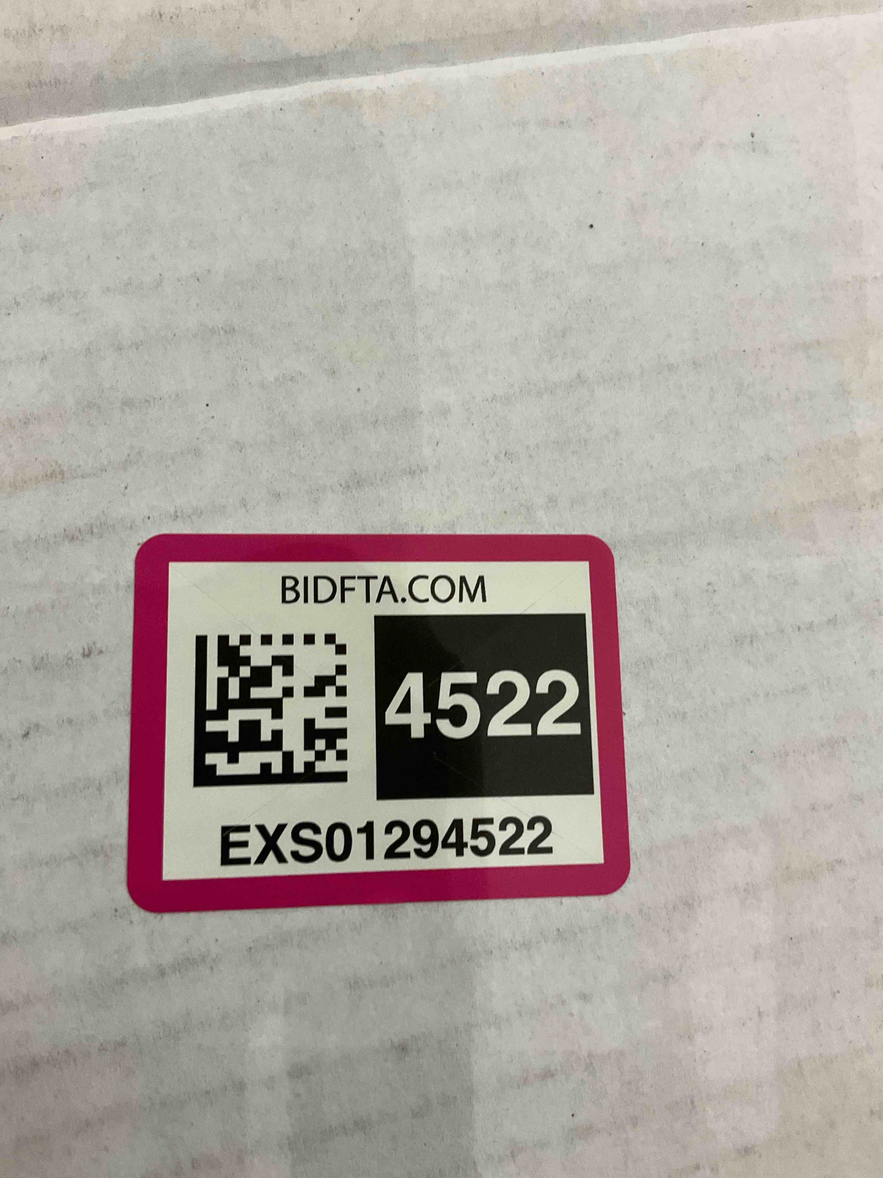 https://s3.amazonaws.com/lotting-images-prod/BargainHunt/EXS01294522_1713278859956.jpeg
