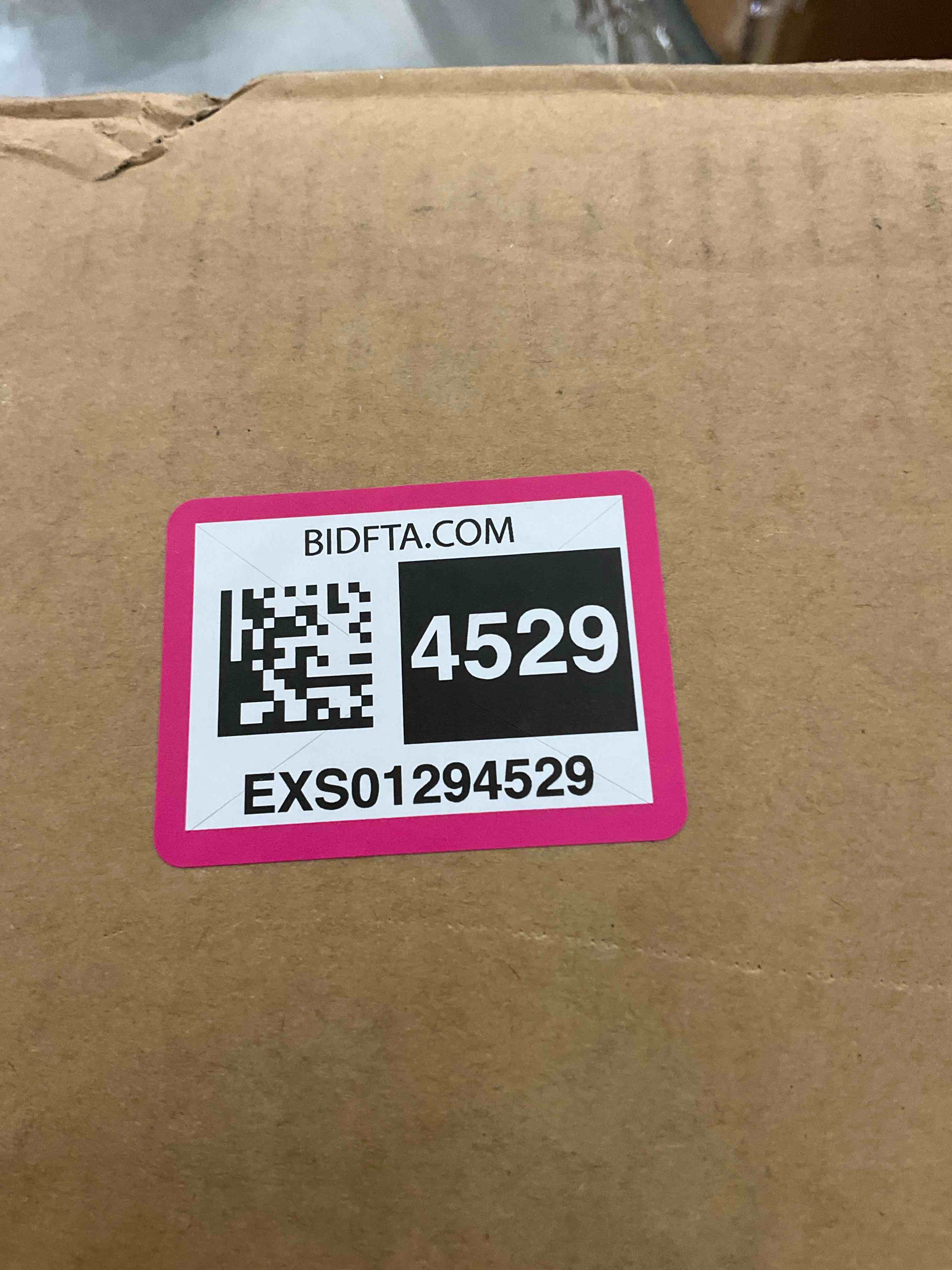 https://s3.amazonaws.com/lotting-images-prod/BargainHunt/EXS01294529_1713280640215.jpeg