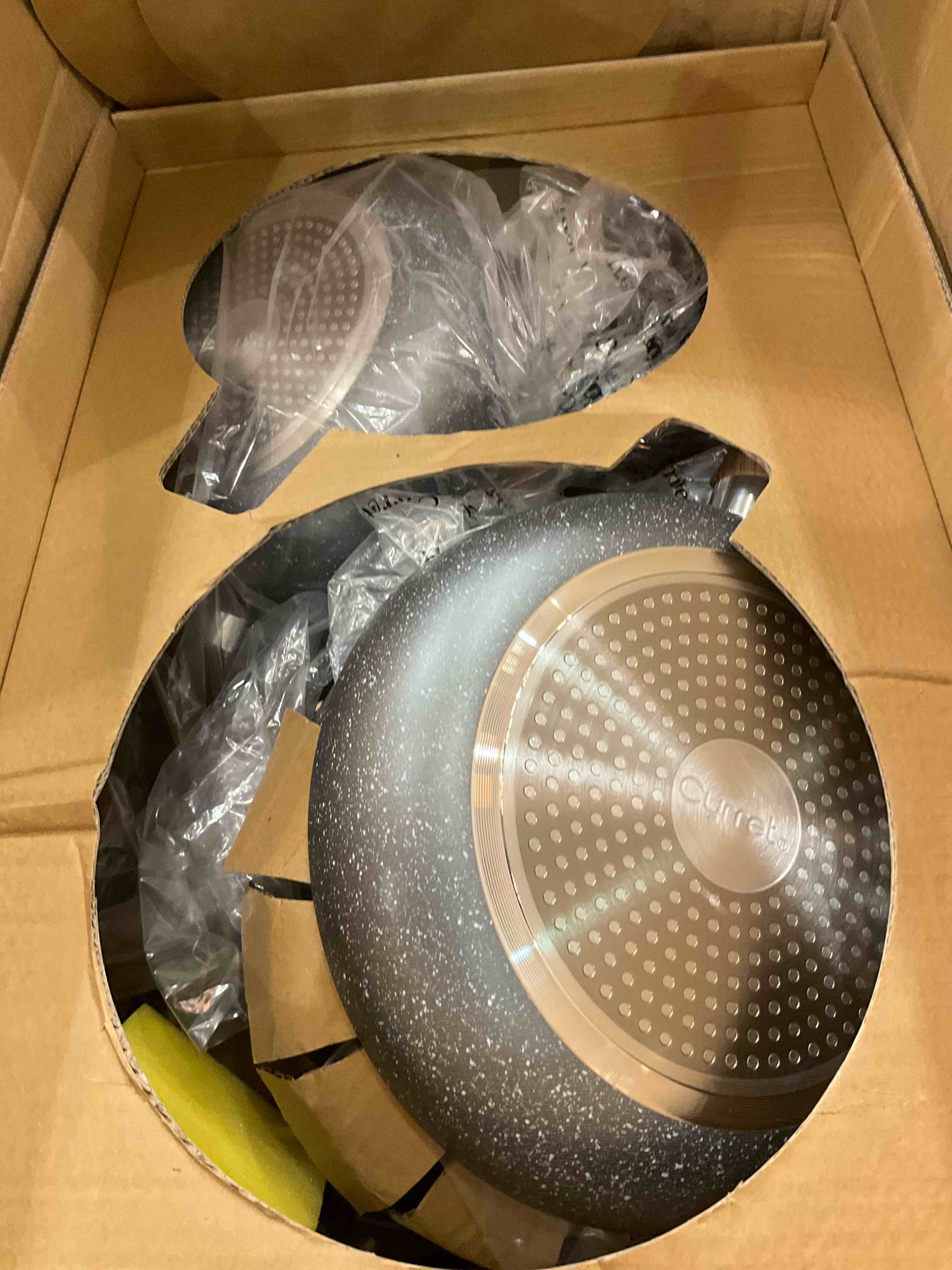 https://s3.amazonaws.com/lotting-images-prod/BargainHunt/EXS01294532_1713281518851.jpeg