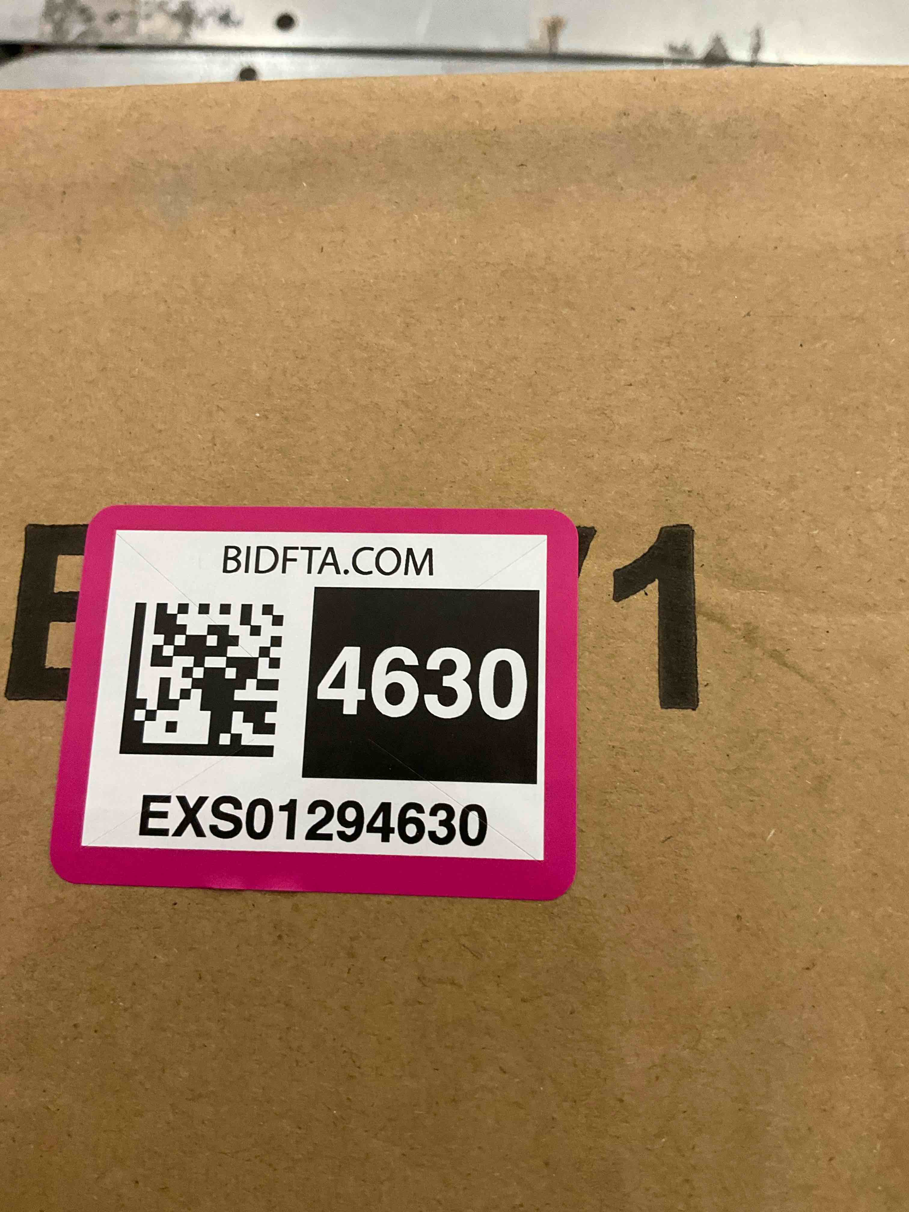https://s3.amazonaws.com/lotting-images-prod/BargainHunt/EXS01294630_1713362768910.jpeg