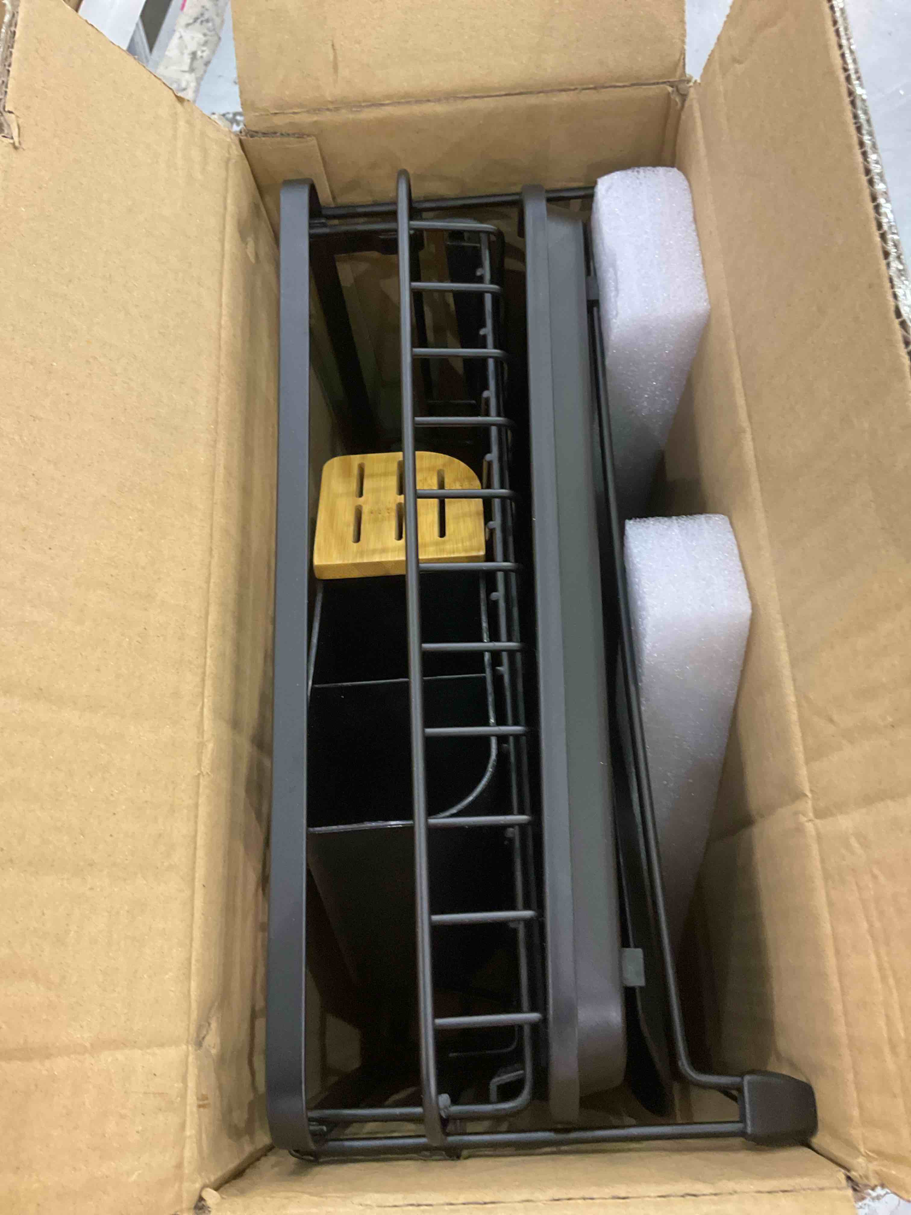 https://s3.amazonaws.com/lotting-images-prod/BargainHunt/EXS01294912_1713535412701.jpeg