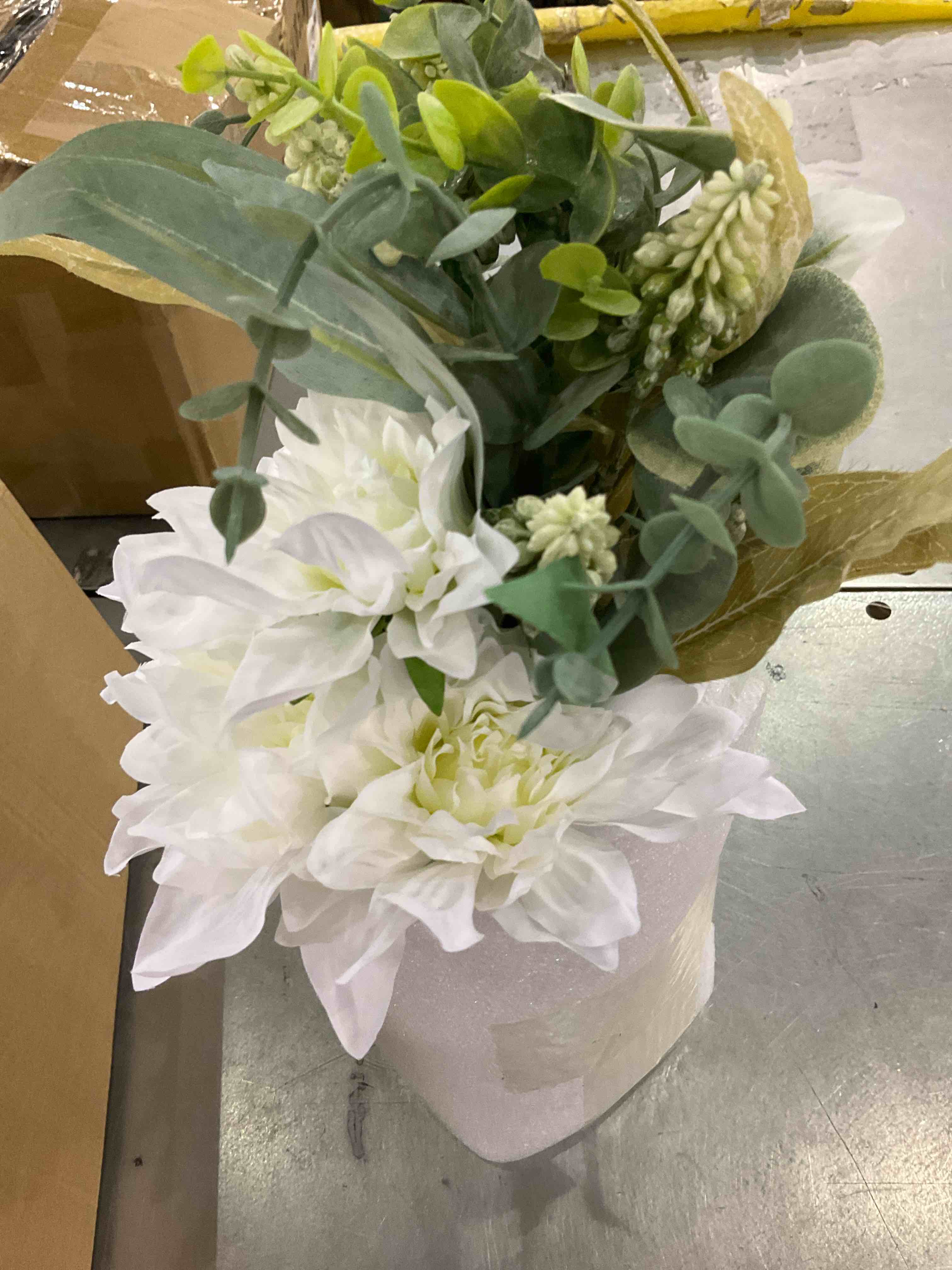 https://s3.amazonaws.com/lotting-images-prod/BargainHunt/EXS01294944_1713538997754.jpeg