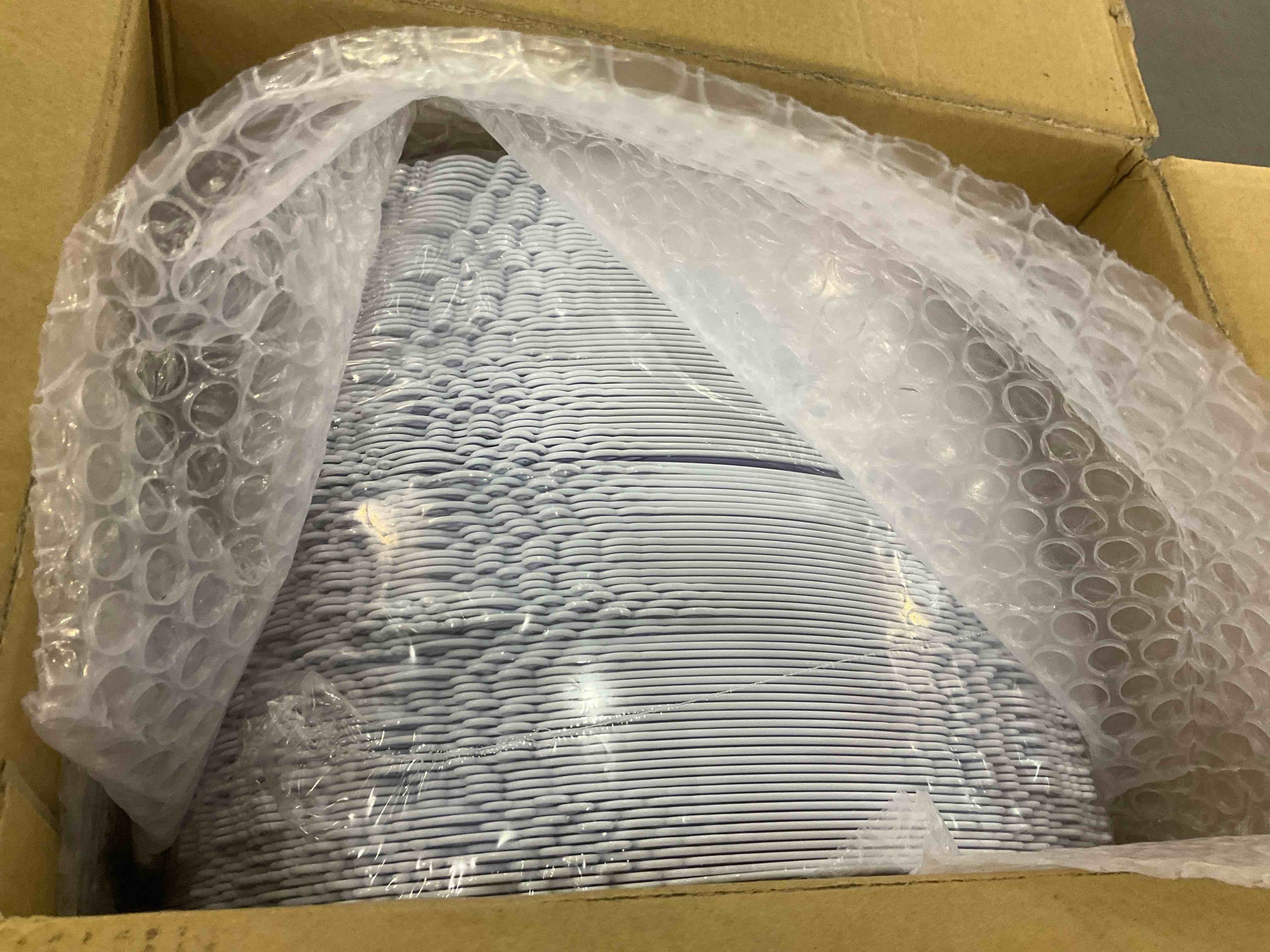 https://s3.amazonaws.com/lotting-images-prod/BargainHunt/EXS01295014_1712664295679.jpeg