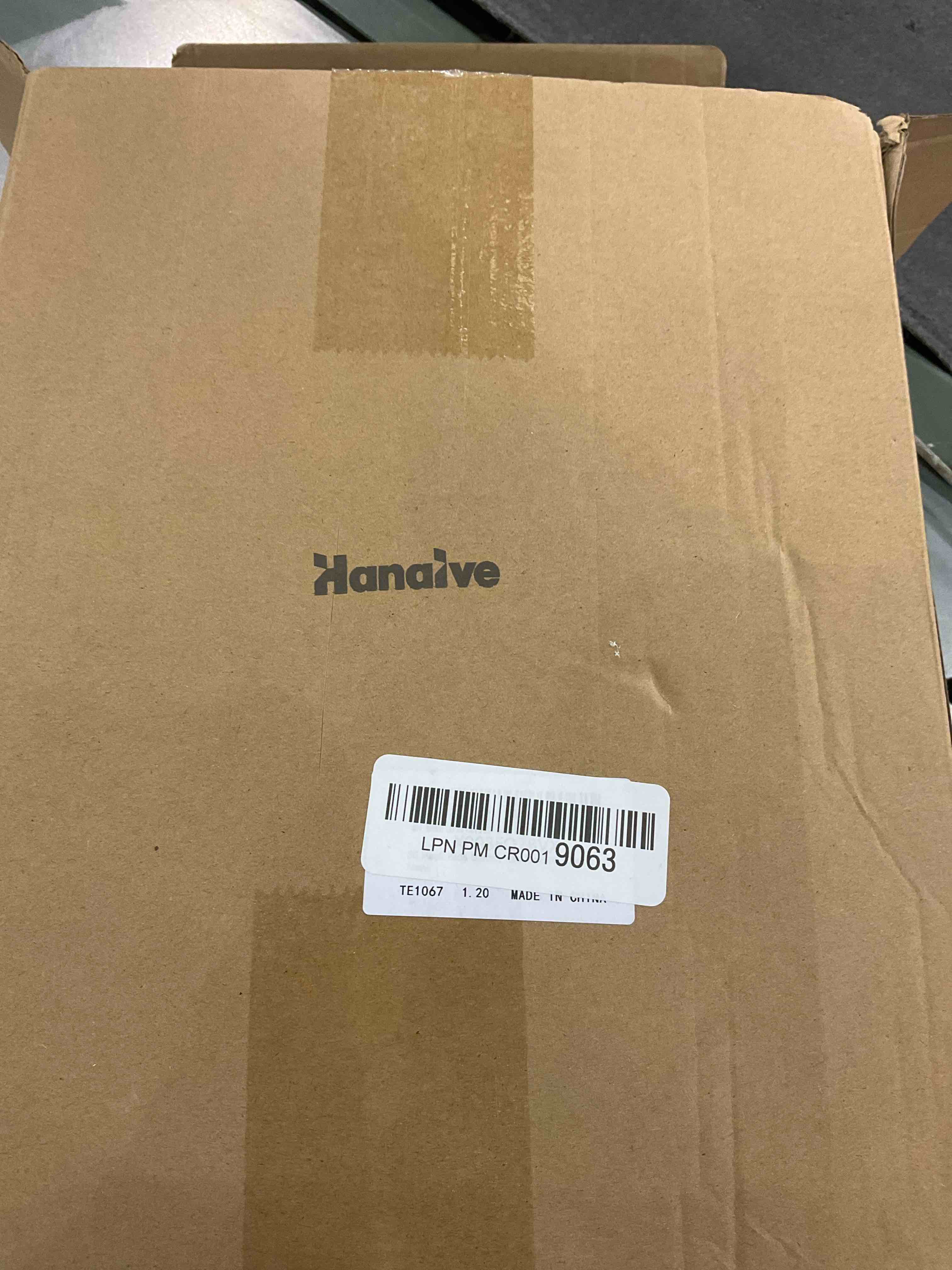 https://s3.amazonaws.com/lotting-images-prod/BargainHunt/EXS01295104_1712682534145.jpeg