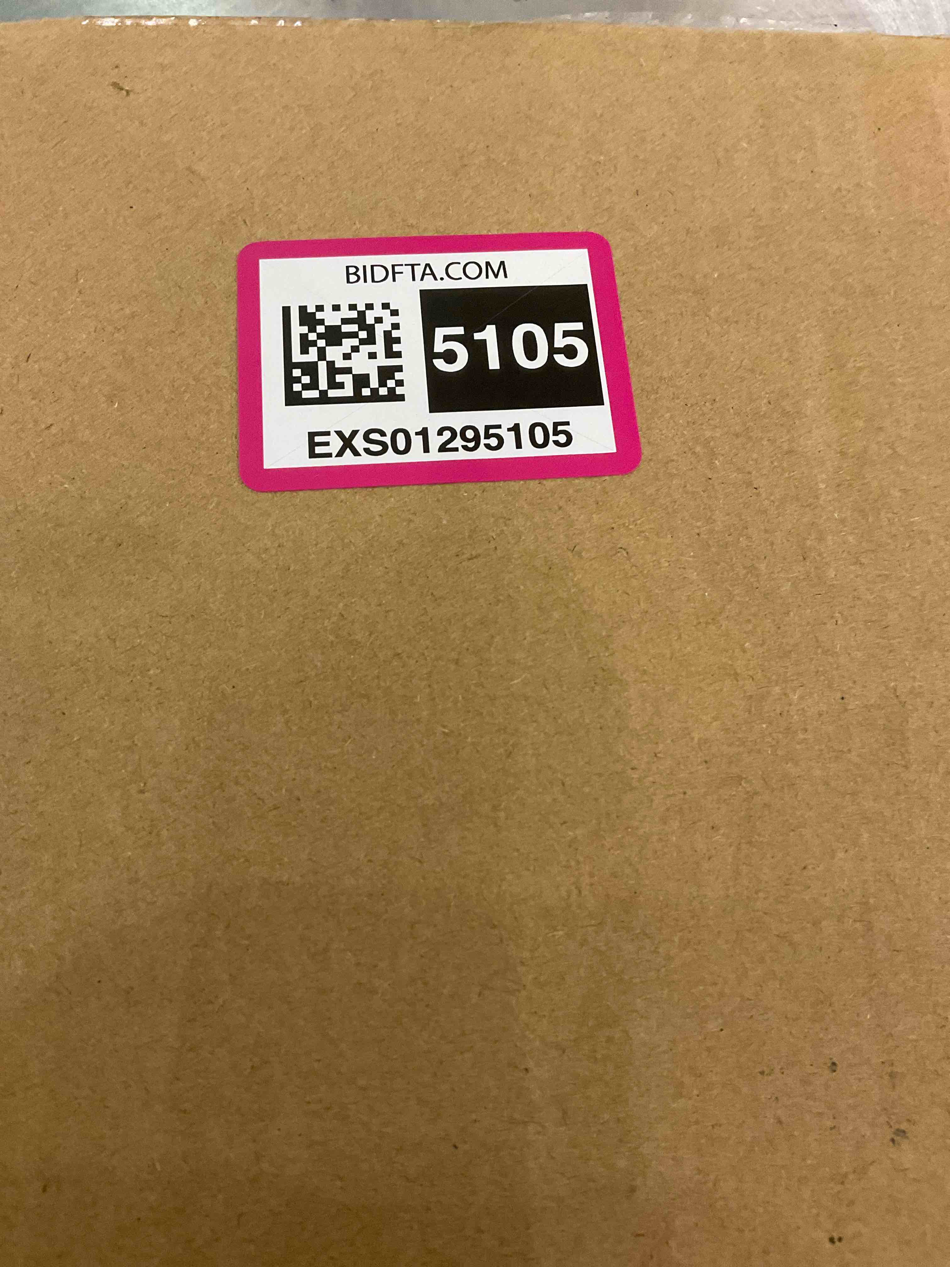 https://s3.amazonaws.com/lotting-images-prod/BargainHunt/EXS01295105_1712682680690.jpeg