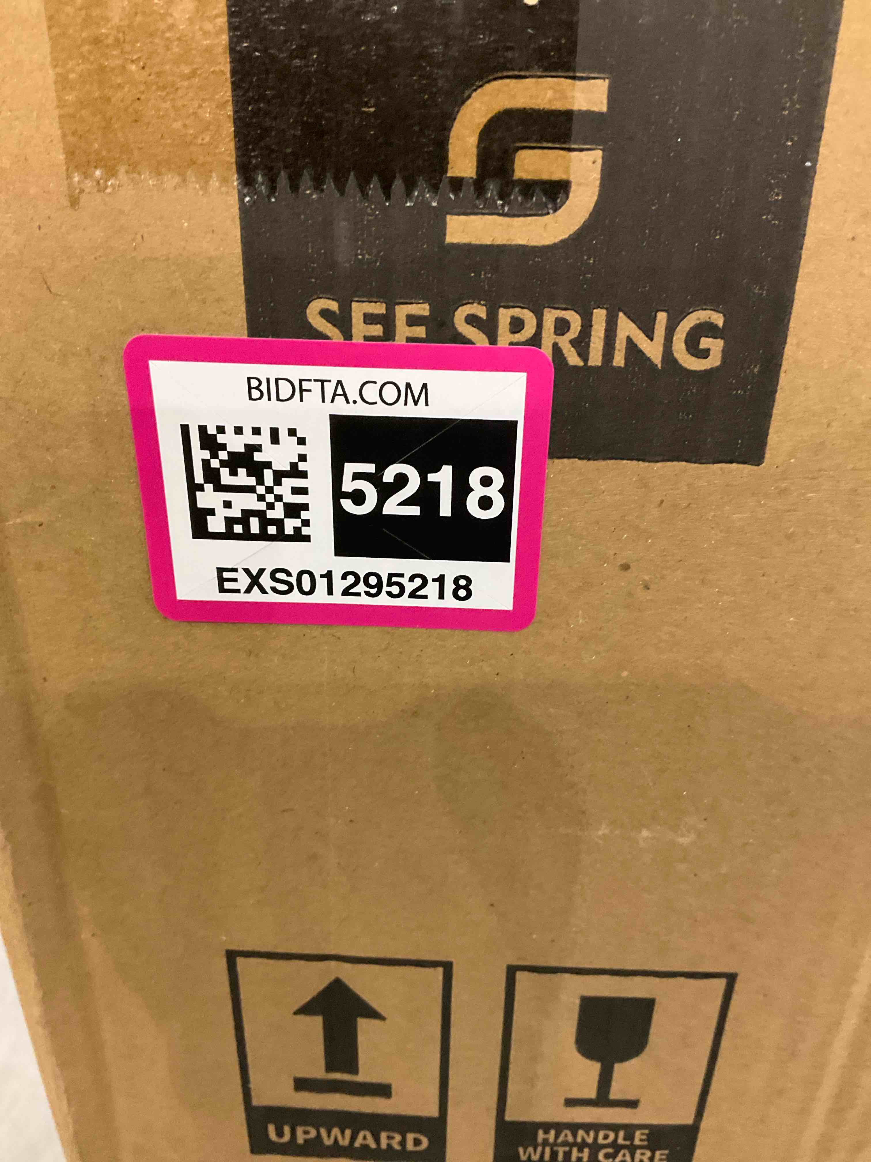 https://s3.amazonaws.com/lotting-images-prod/BargainHunt/EXS01295218_1712758689402.jpeg