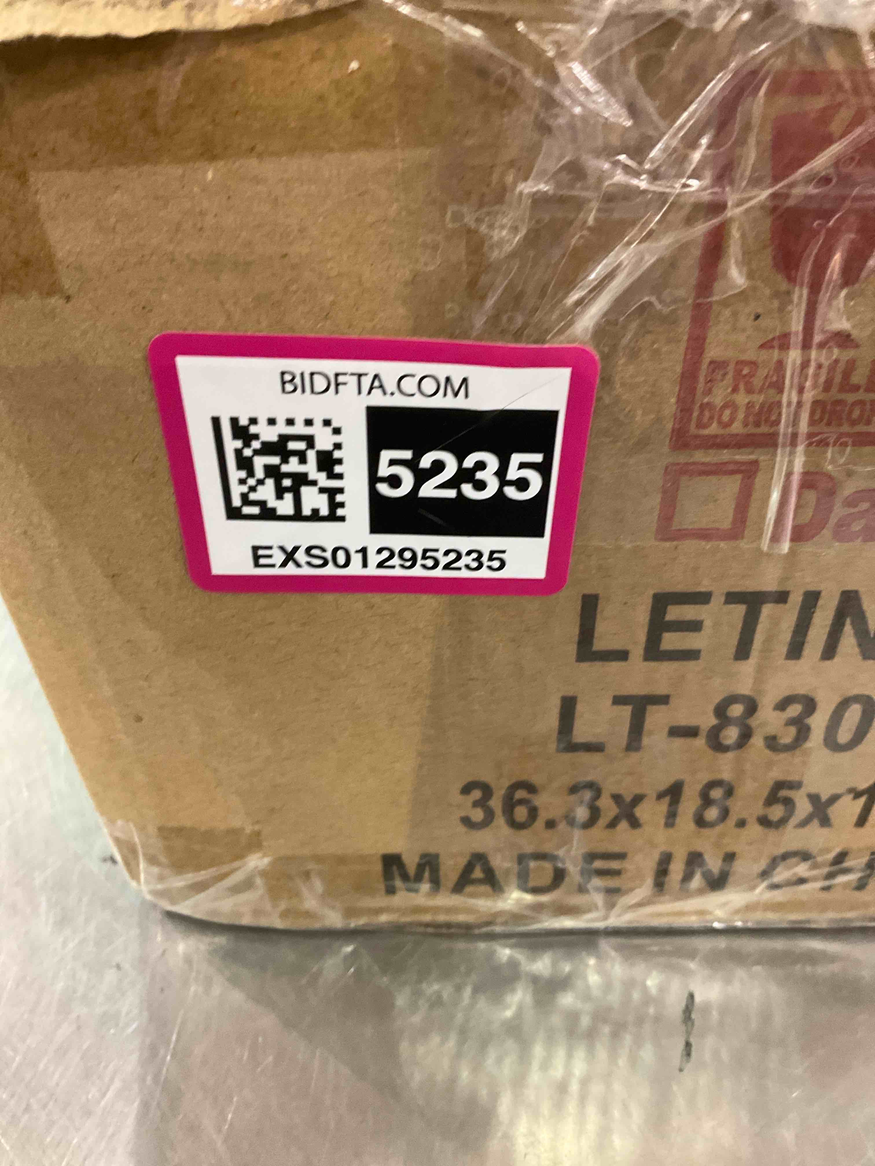 https://s3.amazonaws.com/lotting-images-prod/BargainHunt/EXS01295235_1712760874792.jpeg