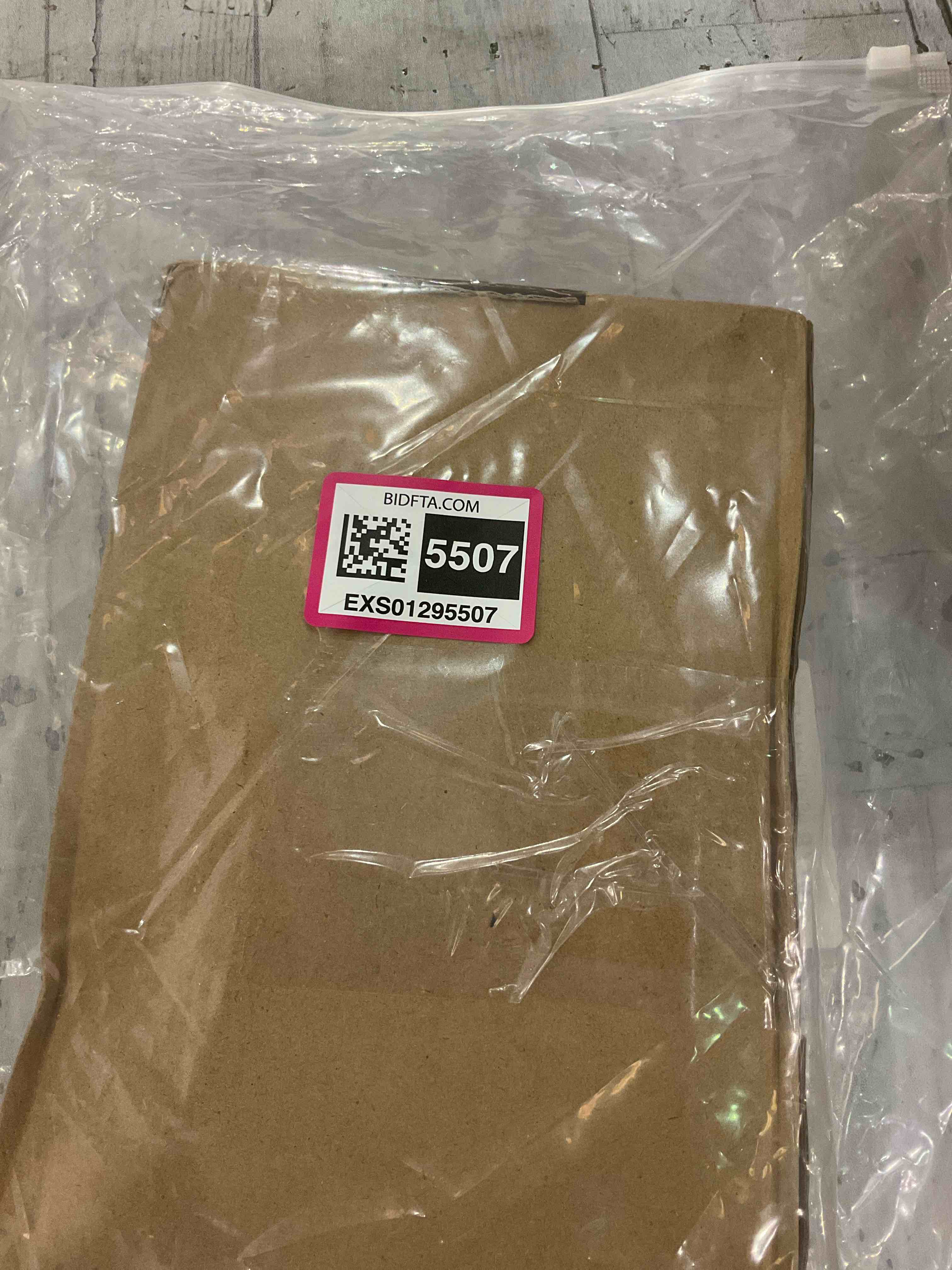 https://s3.amazonaws.com/lotting-images-prod/BargainHunt/EXS01295507_1712760391047.jpeg