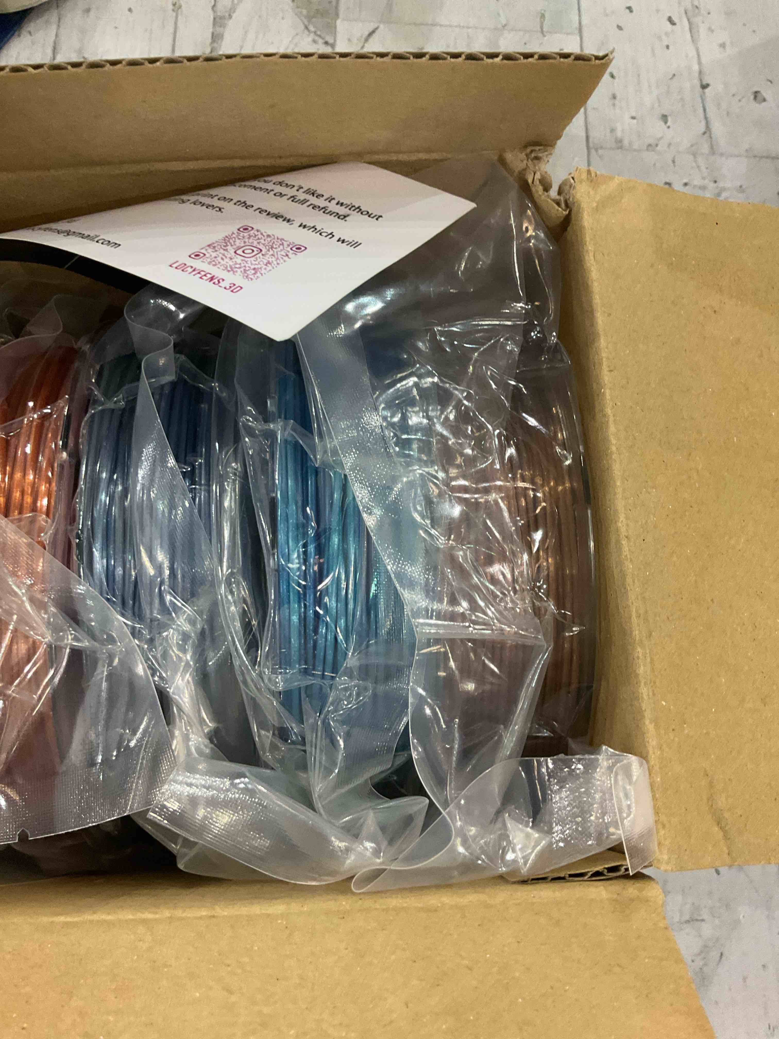 https://s3.amazonaws.com/lotting-images-prod/BargainHunt/EXS01295508_1712760433977.jpeg