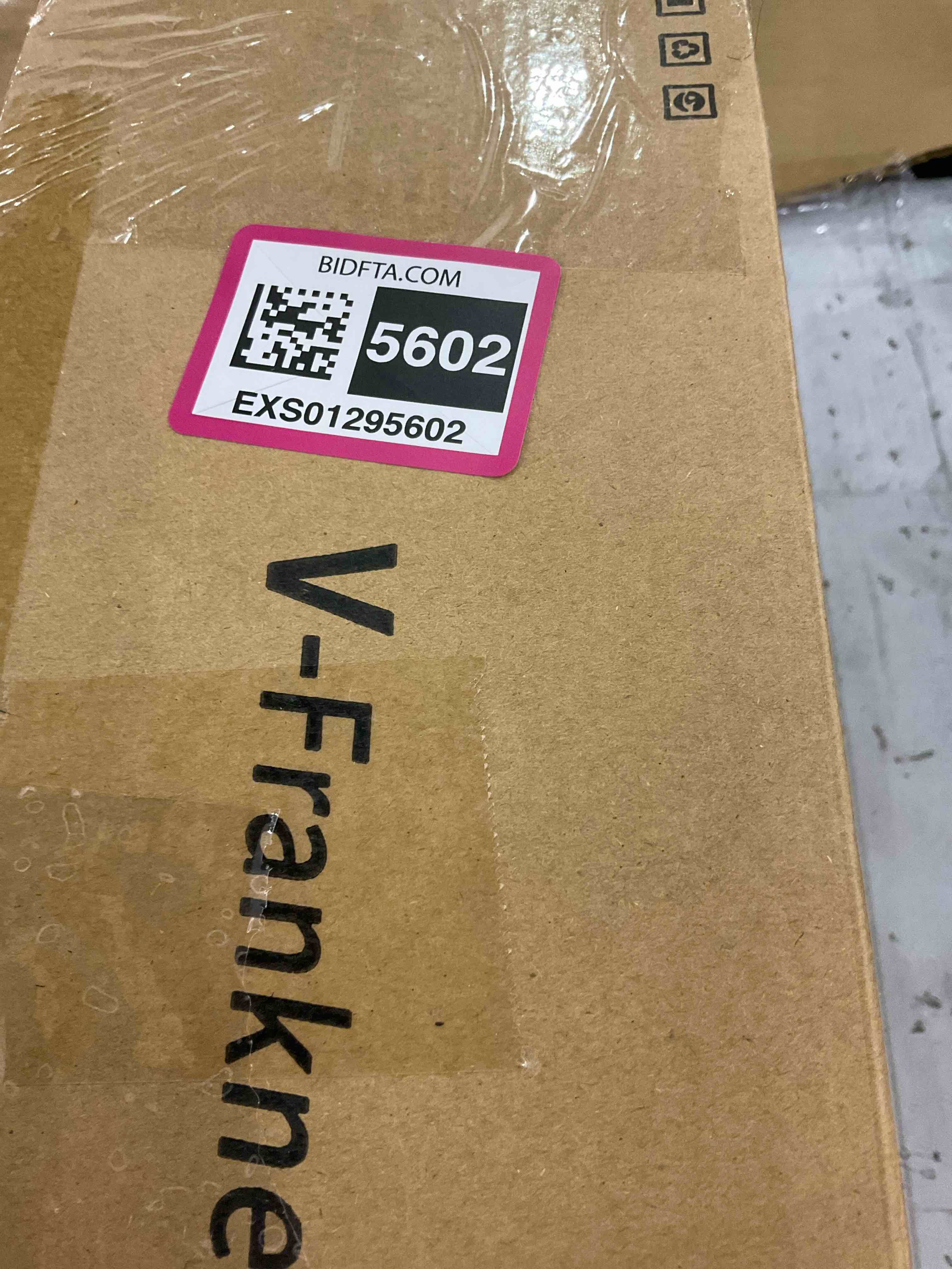 https://s3.amazonaws.com/lotting-images-prod/BargainHunt/EXS01295602_1712835415298.jpeg