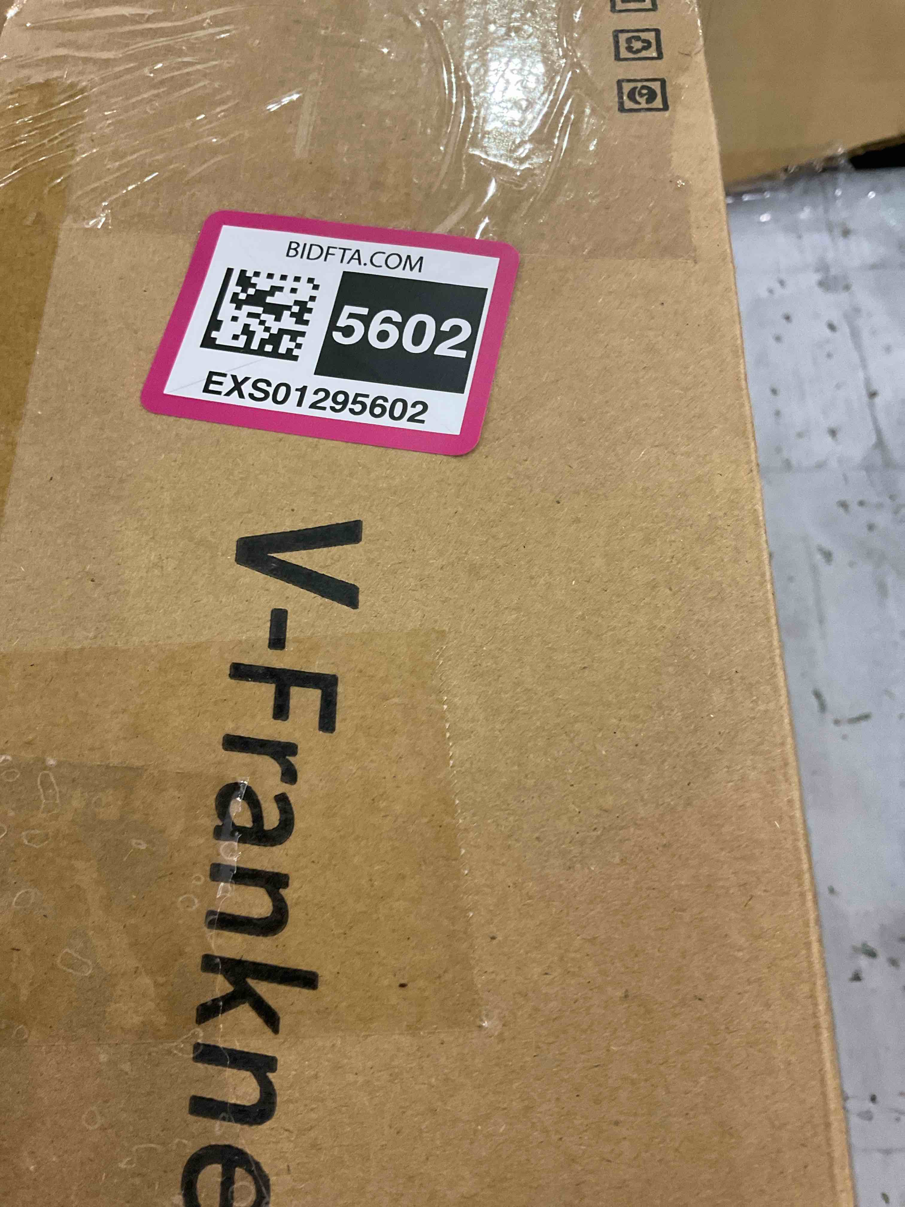 https://s3.amazonaws.com/lotting-images-prod/BargainHunt/EXS01295602_1712835416382.jpeg