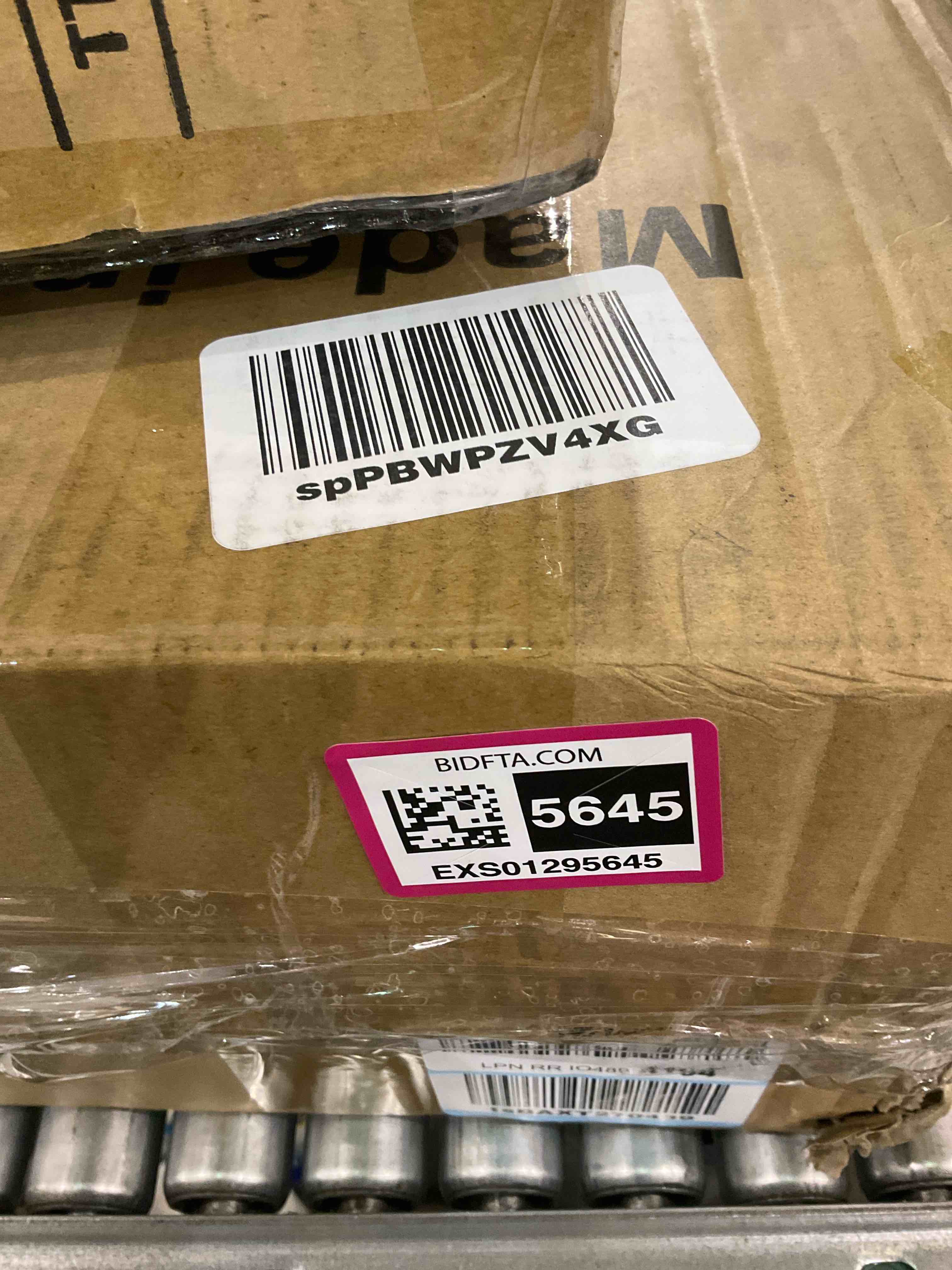 https://s3.amazonaws.com/lotting-images-prod/BargainHunt/EXS01295645_1712843813690.jpeg
