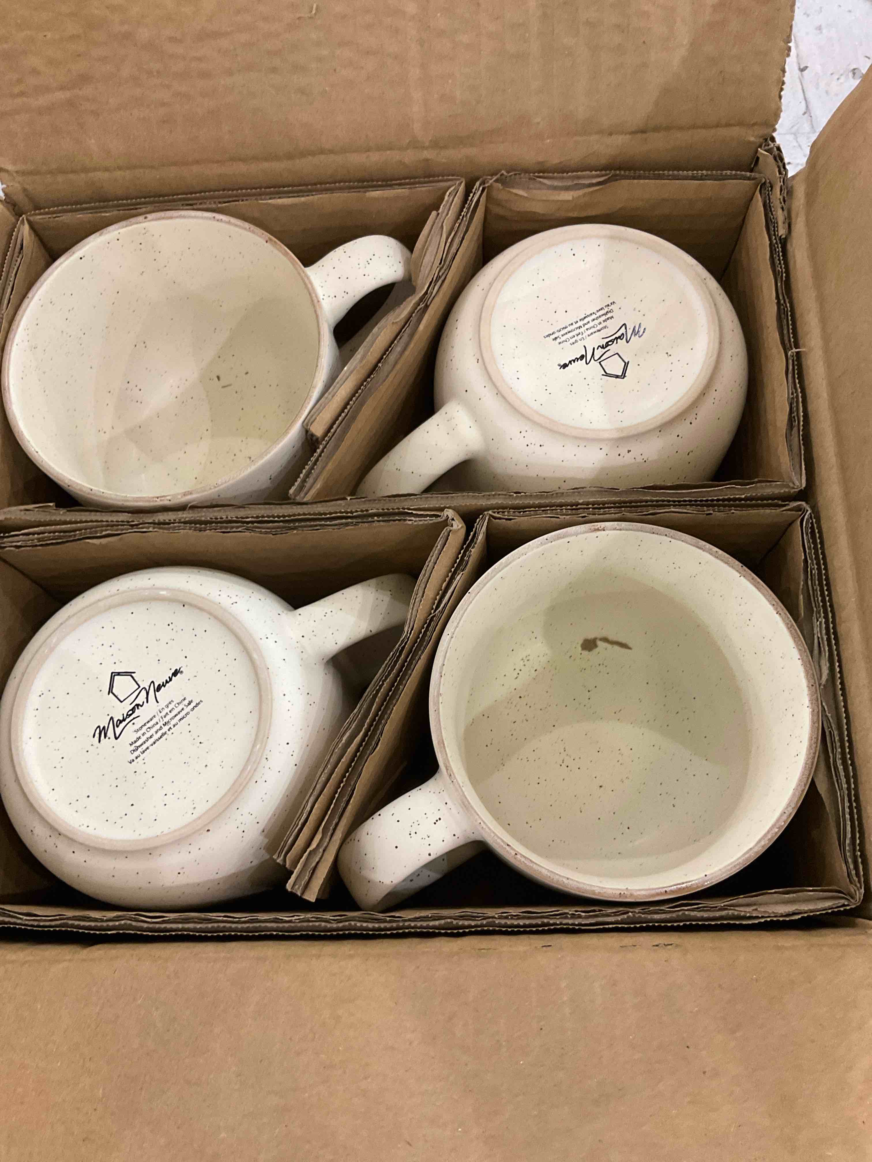 Maison Neuve Riverside Collection 4-Piece Mug Set - Hand Crafted Ceramic Stoneware Mug Set, Modern Dining Mugs - Large & Multipurpose Shape Mugs, Microwave & Dishwasher Safe - Oxford White, 16 Oz.