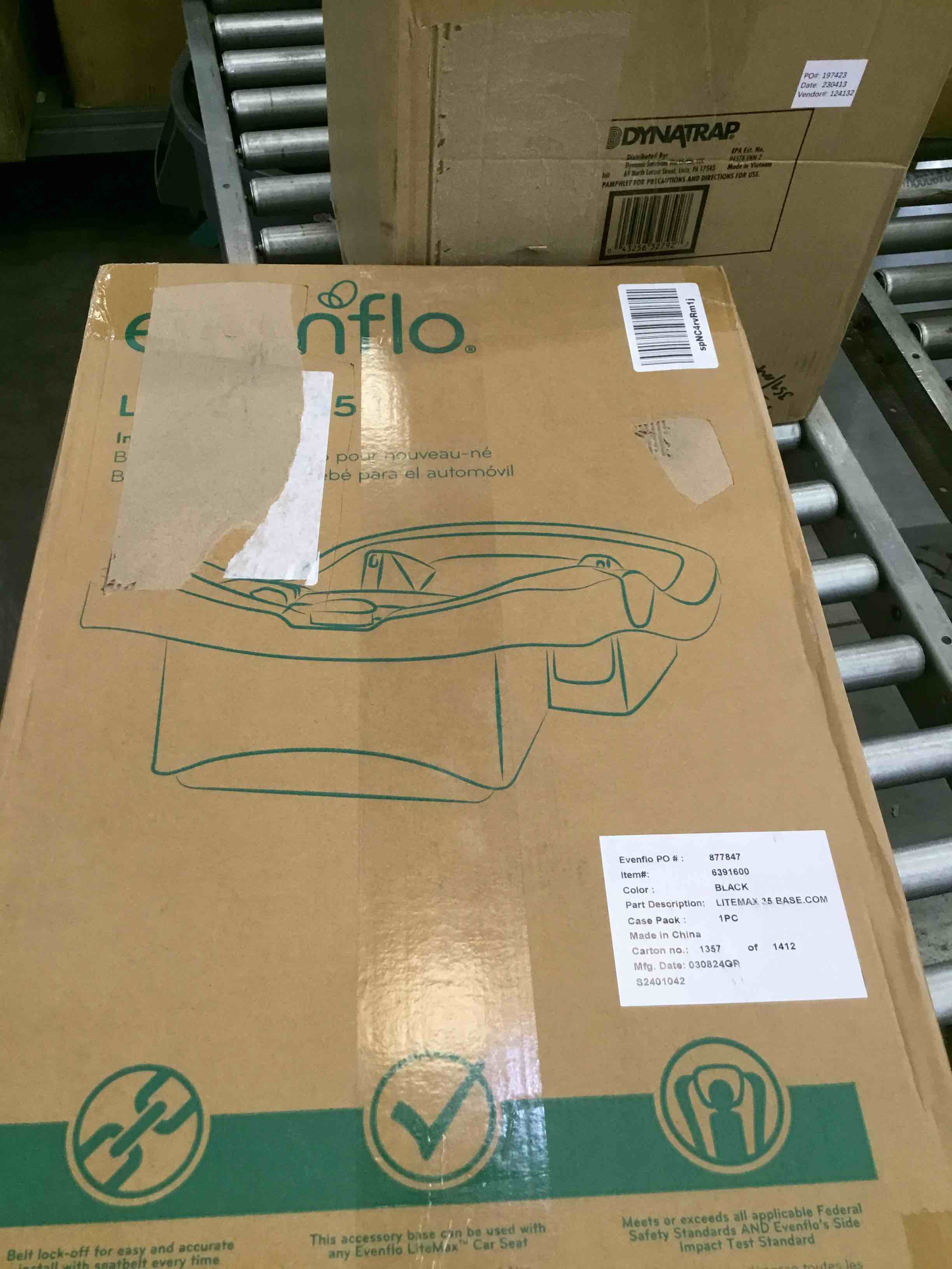 Evenflo LiteMax Infant Car Seat Base, Easy to Install, Versatile and Convenient, Meets All Federal Safety Standards, Durable Construction, Compatible with All LiteMax Infant Seats, Black