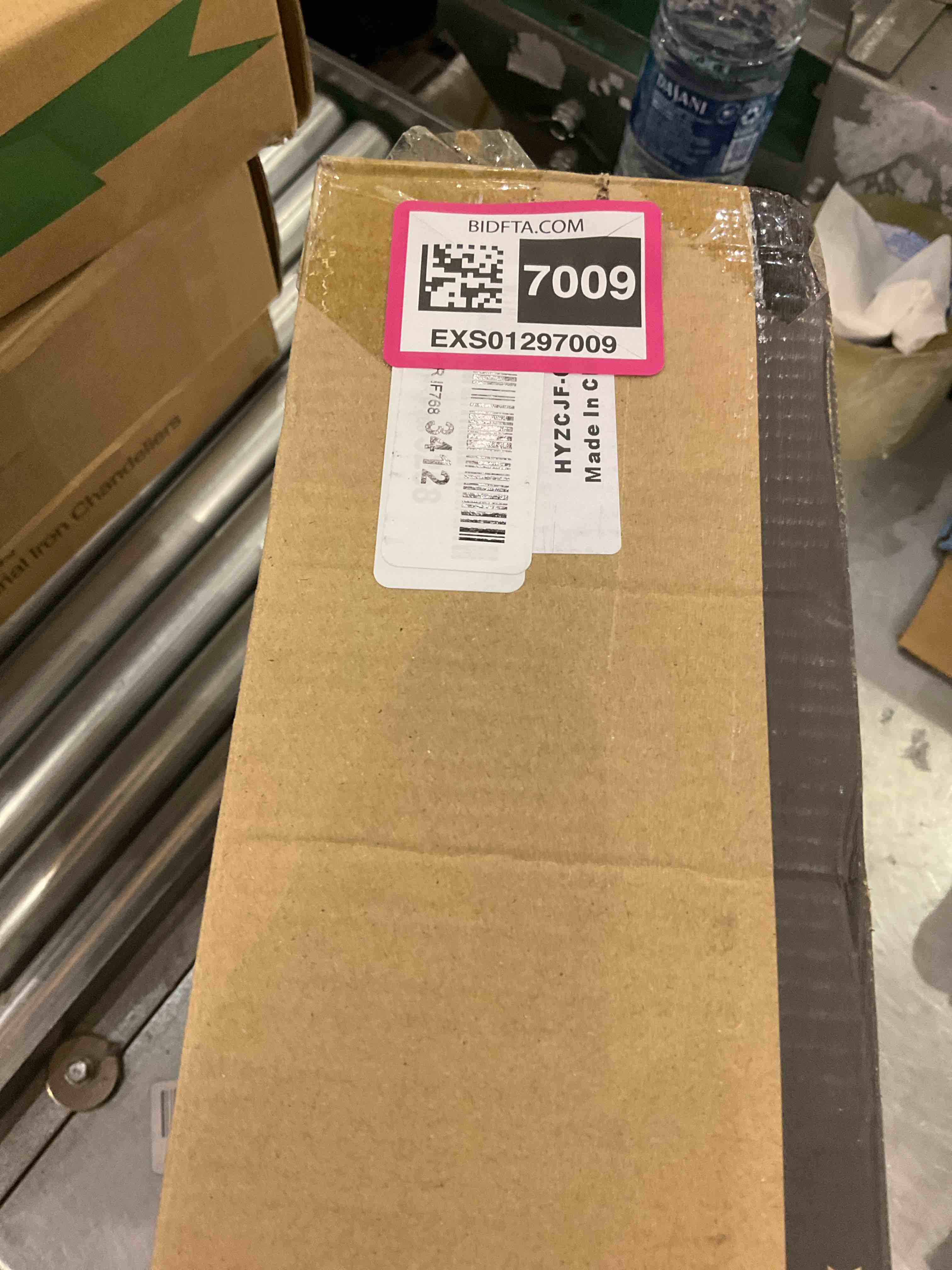 https://s3.amazonaws.com/lotting-images-prod/BargainHunt/EXS01297009_1712329207527.jpeg