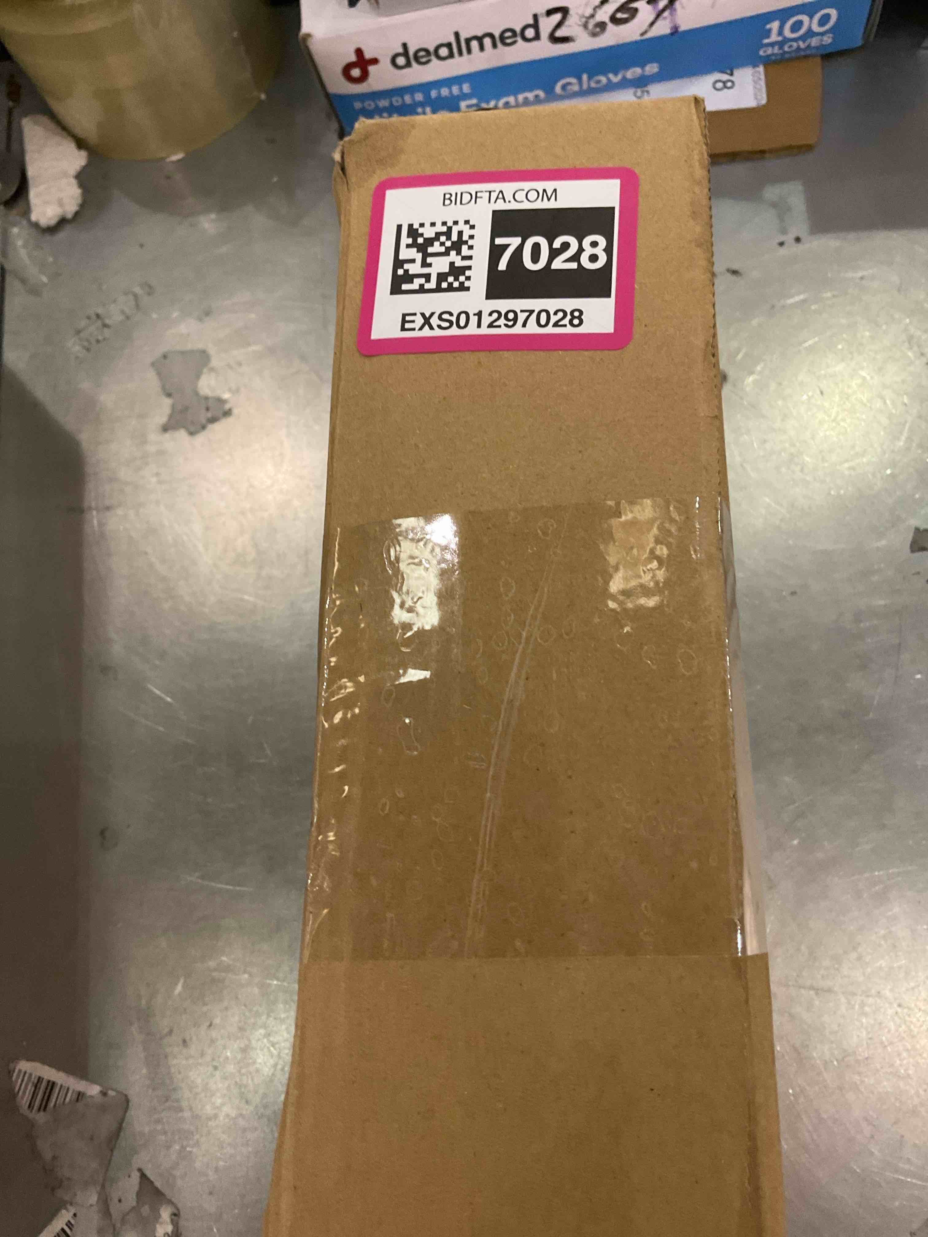 https://s3.amazonaws.com/lotting-images-prod/BargainHunt/EXS01297028_1712331442856.jpeg