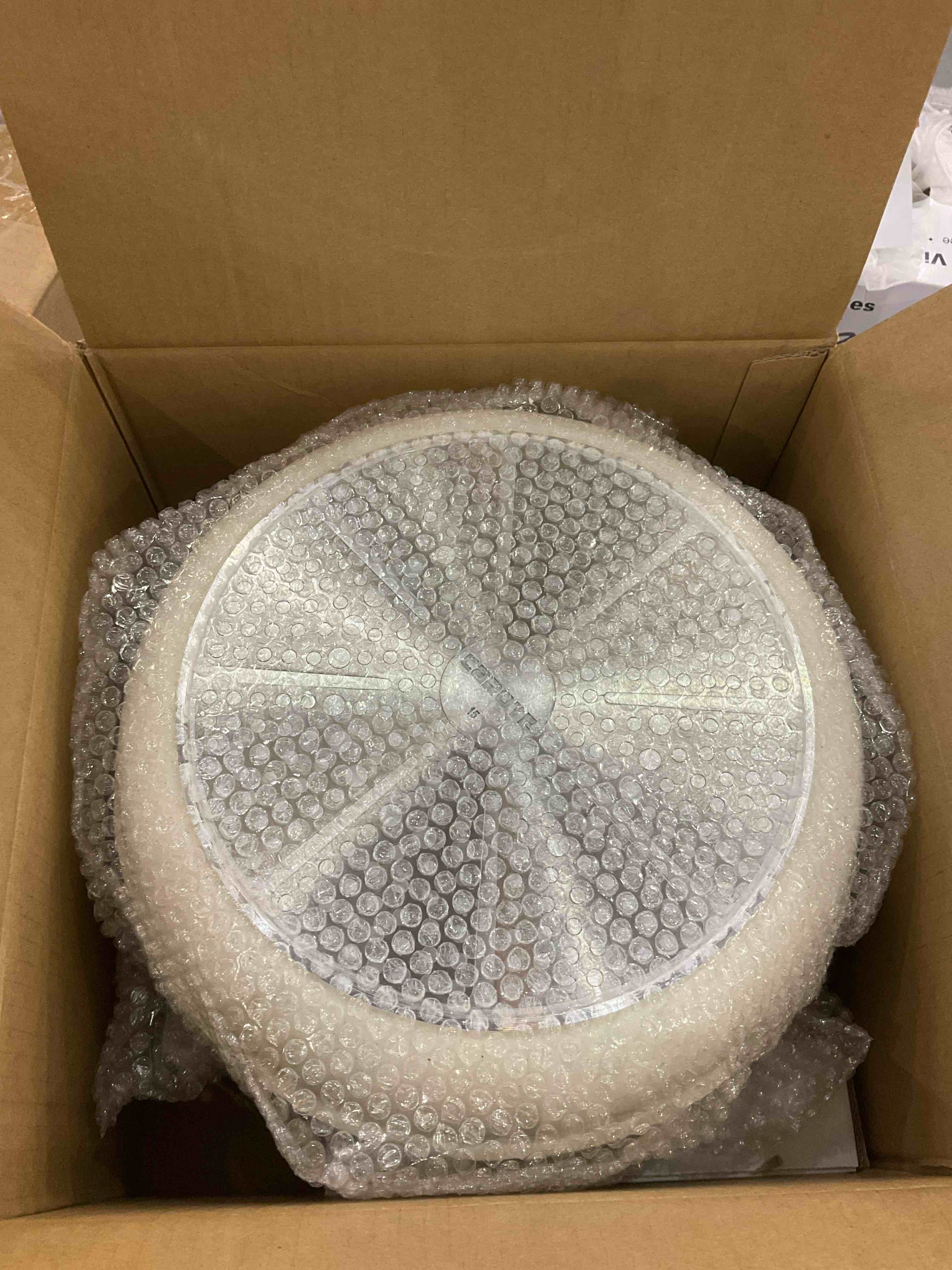https://s3.amazonaws.com/lotting-images-prod/BargainHunt/EXS01297211_1712589121920.jpeg