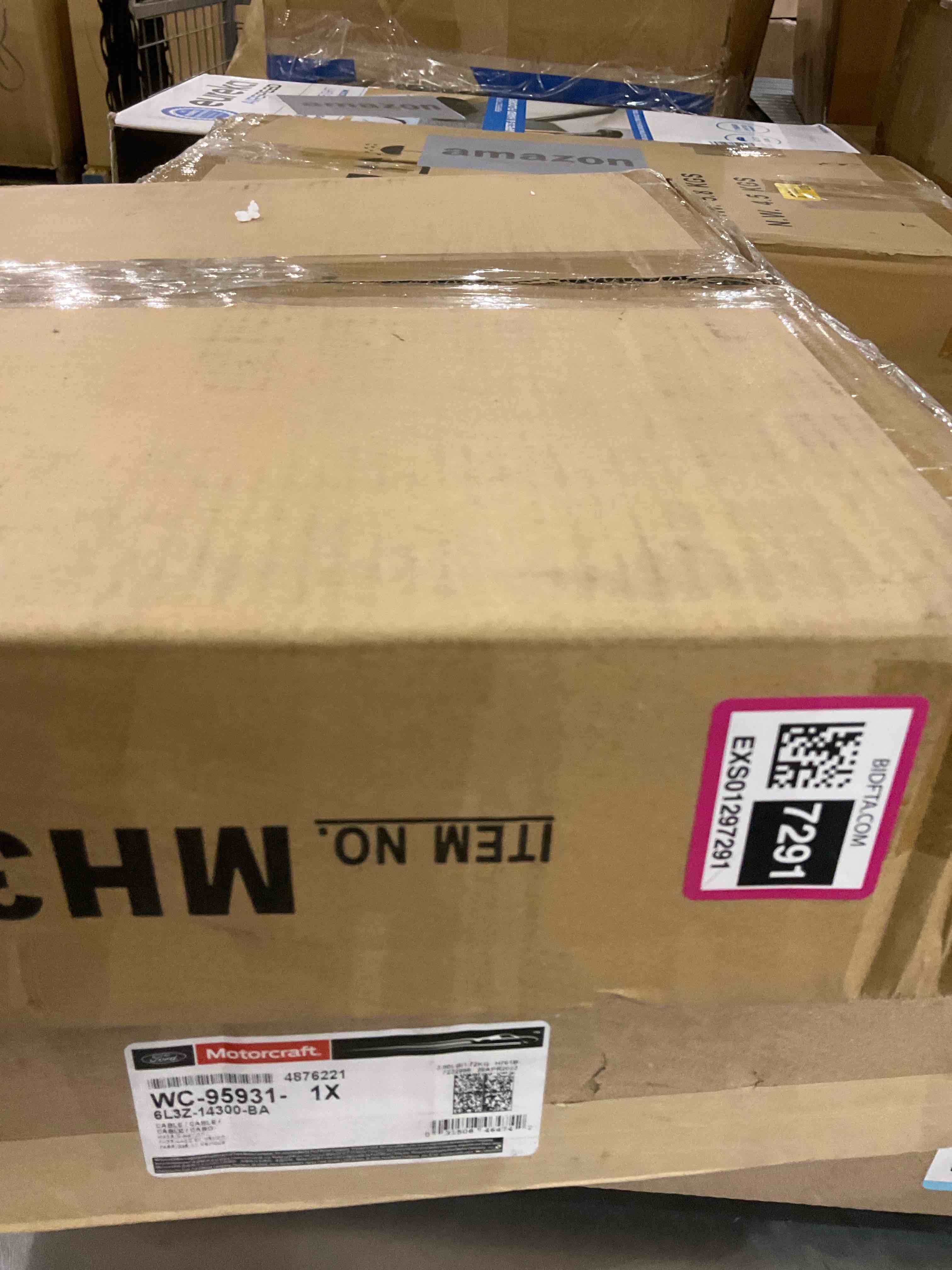 https://s3.amazonaws.com/lotting-images-prod/BargainHunt/EXS01297291_1712663904732.jpeg