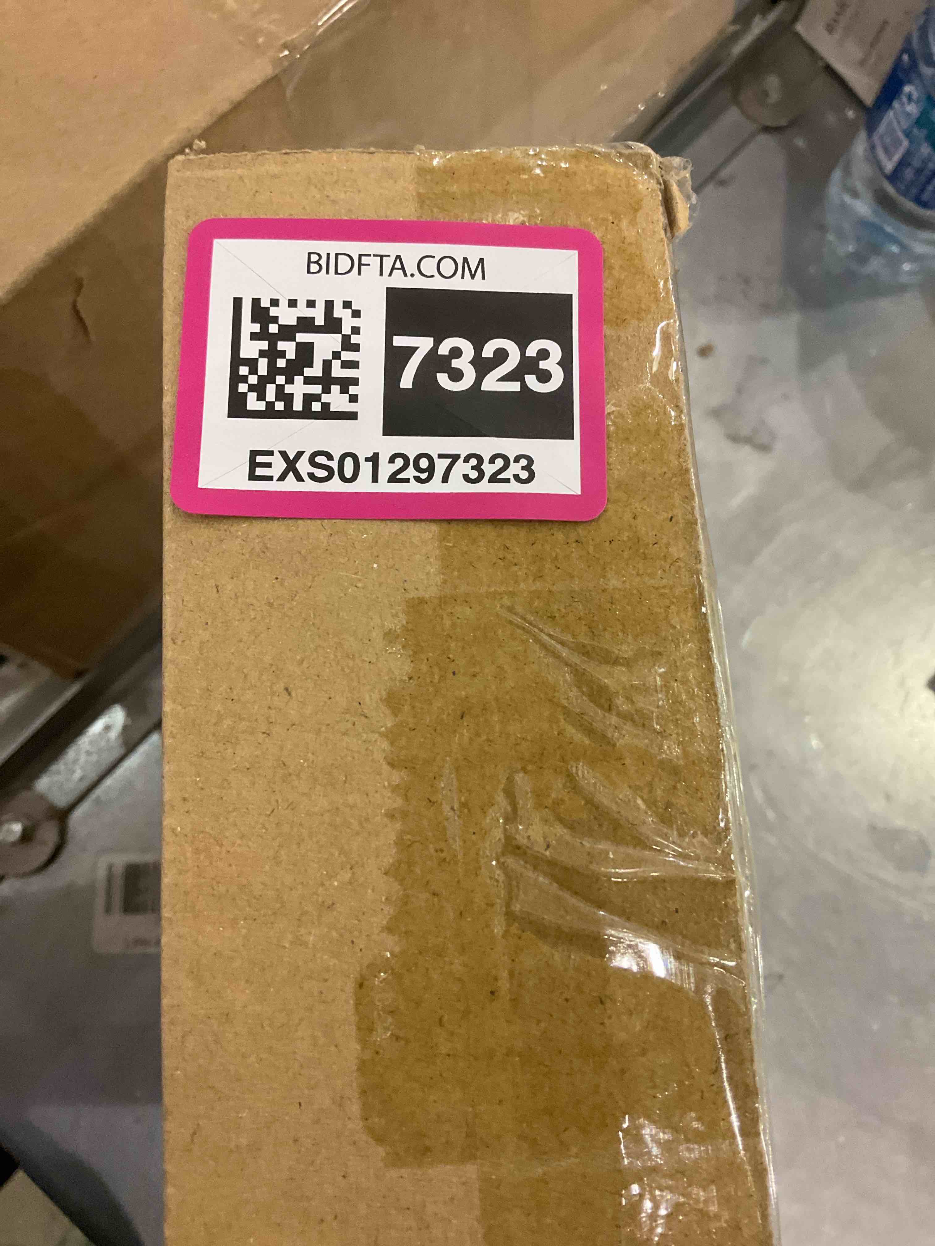 https://s3.amazonaws.com/lotting-images-prod/BargainHunt/EXS01297323_1712670270671.jpeg