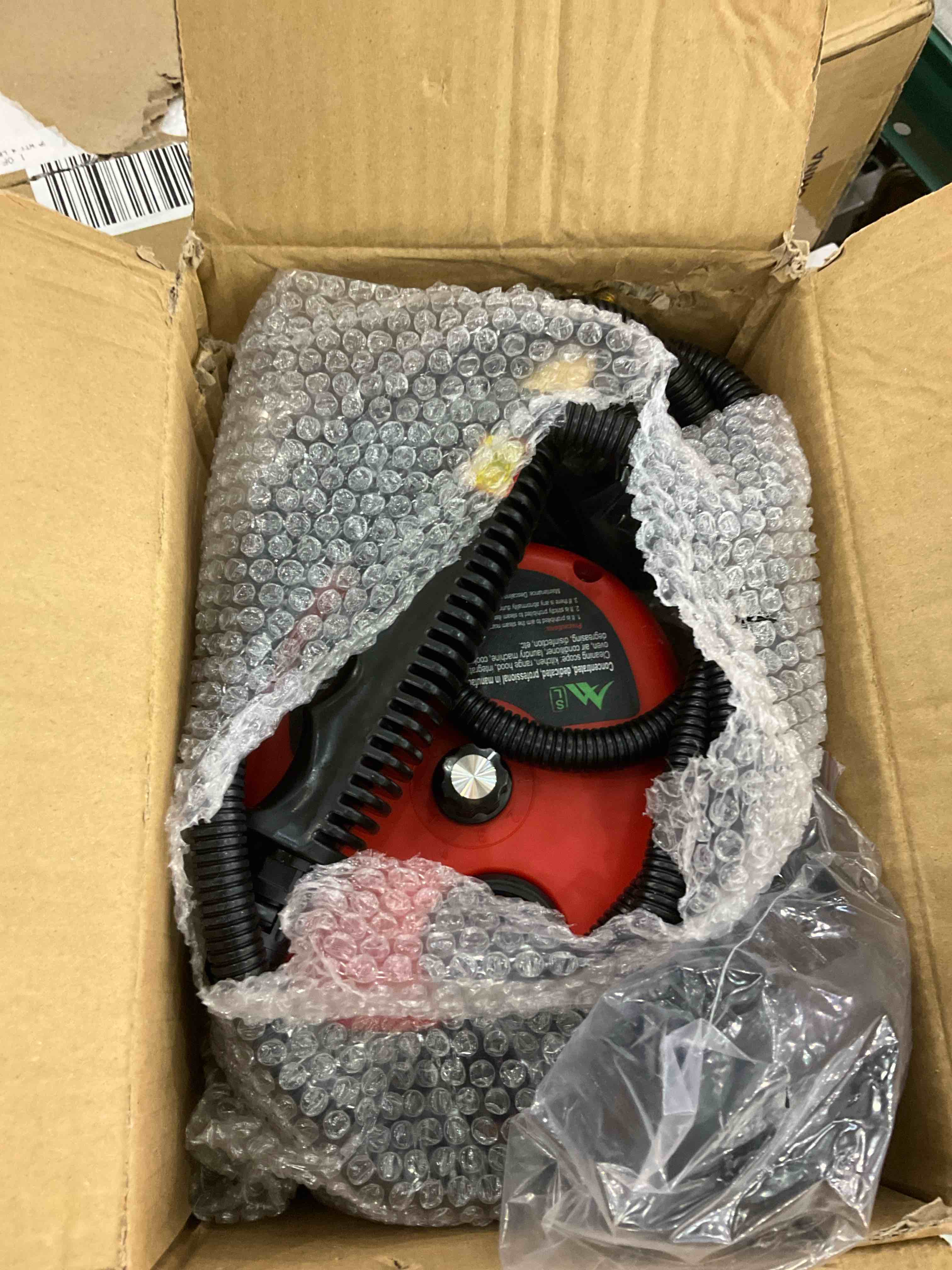 https://s3.amazonaws.com/lotting-images-prod/BargainHunt/EXS01297388_1712676906331.jpeg