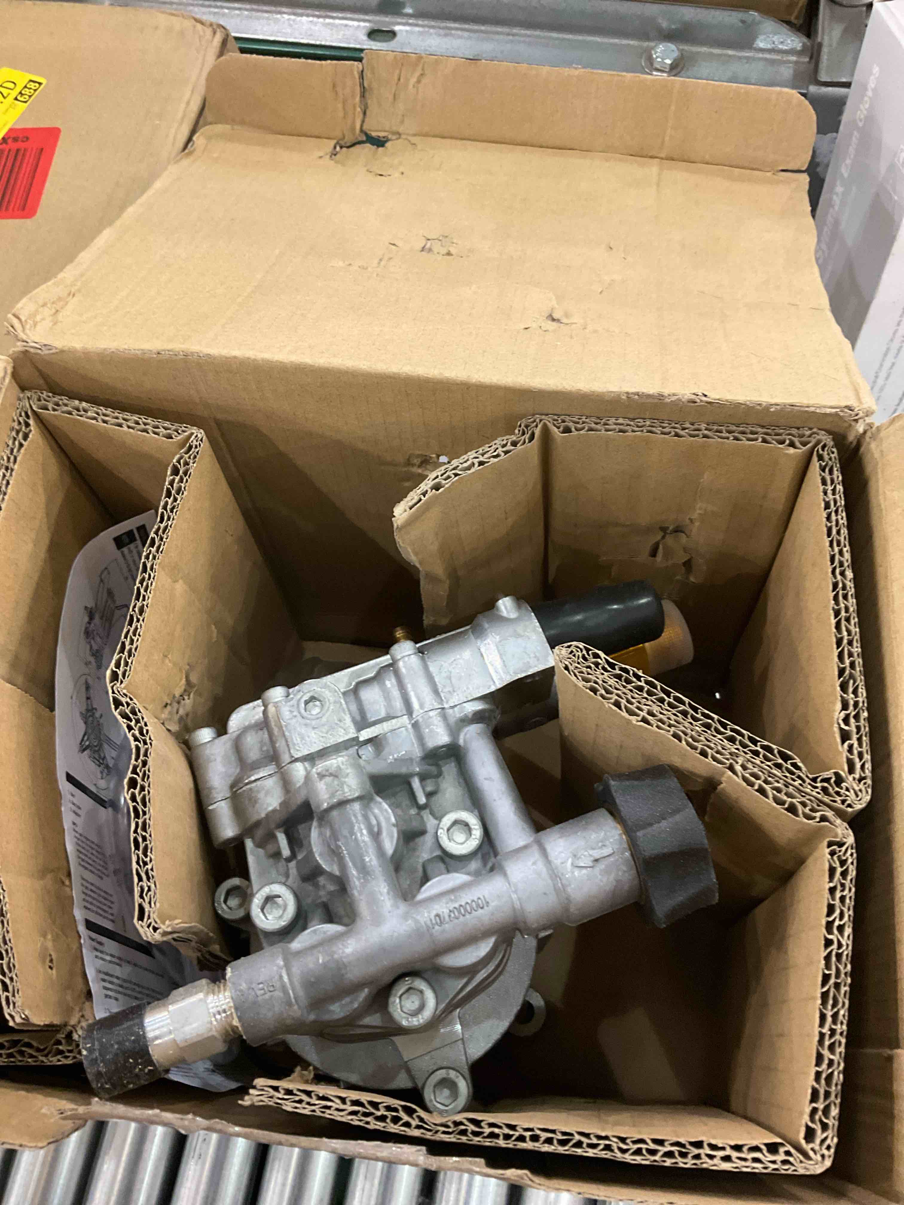 https://s3.amazonaws.com/lotting-images-prod/BargainHunt/EXS01297390_1712677036216.jpeg