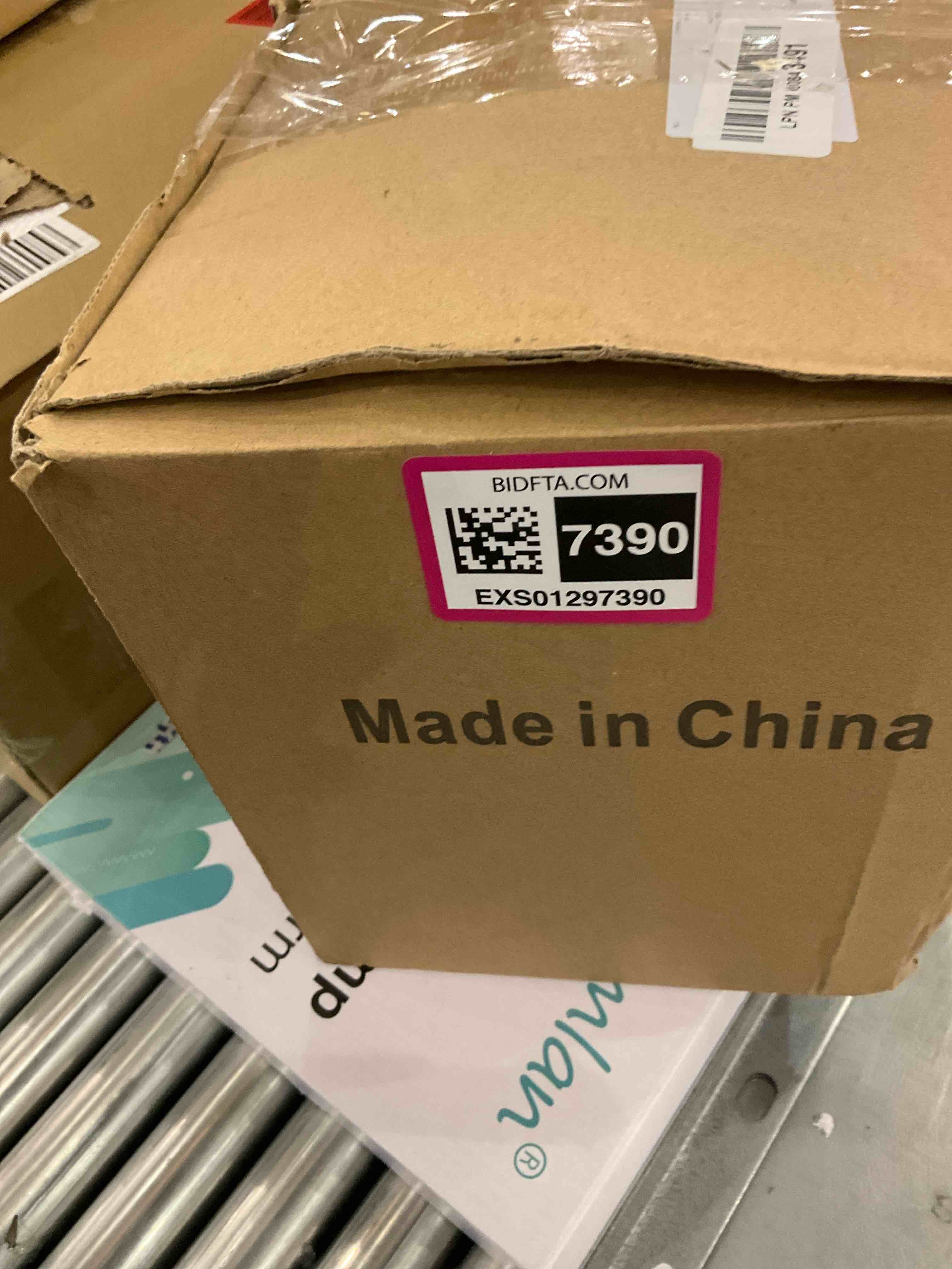 https://s3.amazonaws.com/lotting-images-prod/BargainHunt/EXS01297390_1712677052814.jpeg