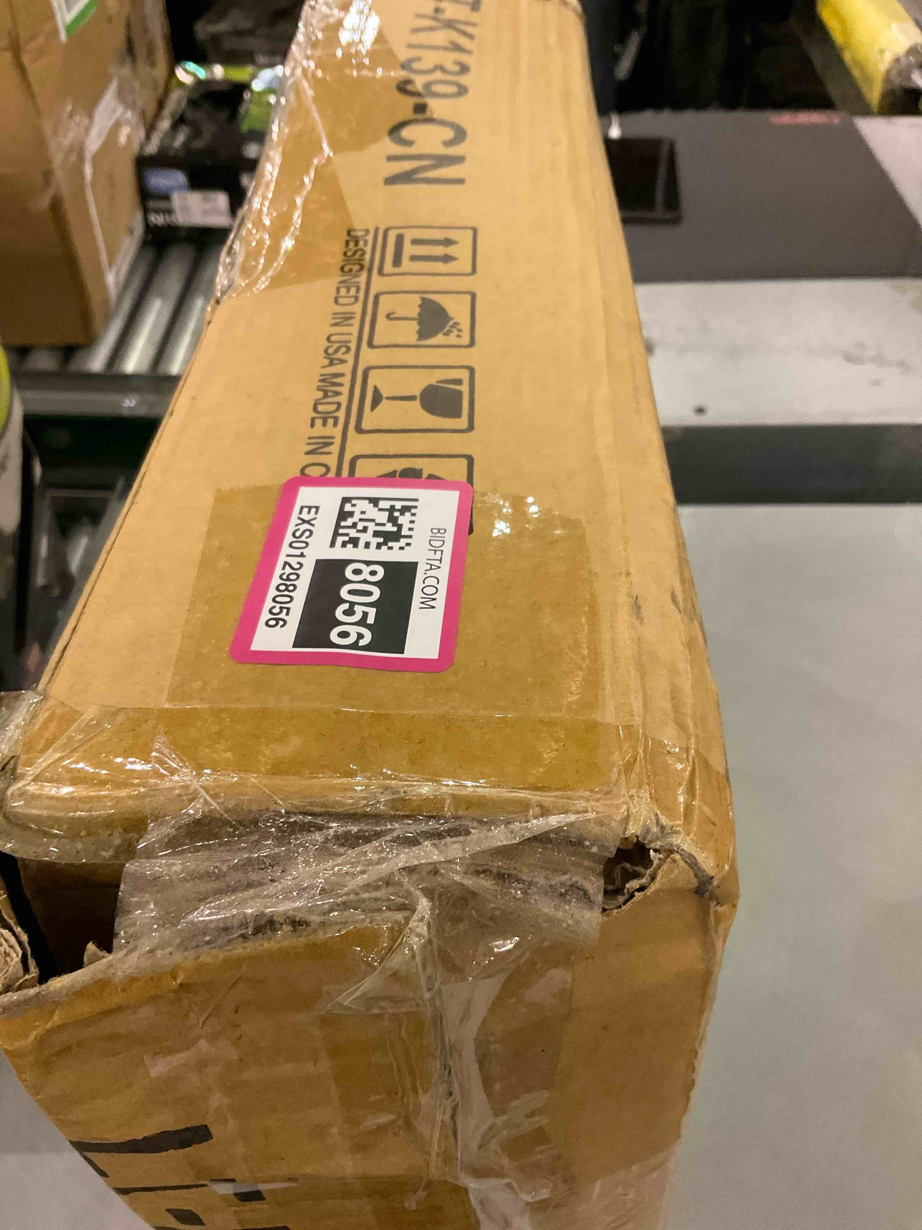 https://s3.amazonaws.com/lotting-images-prod/BargainHunt/EXS01298056_1712670339933.jpeg