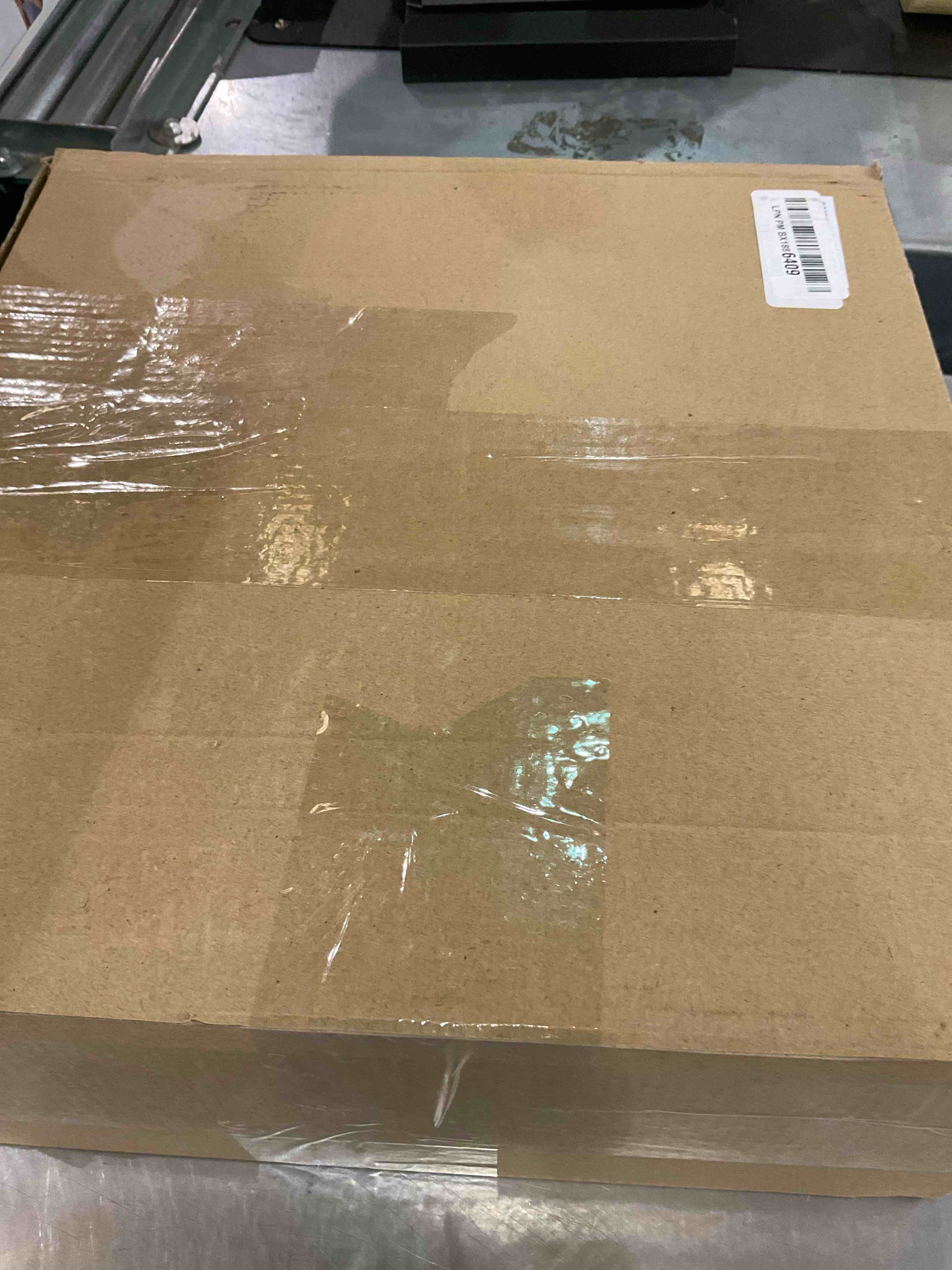 https://s3.amazonaws.com/lotting-images-prod/BargainHunt/EXS01298193_1712761982085.jpeg