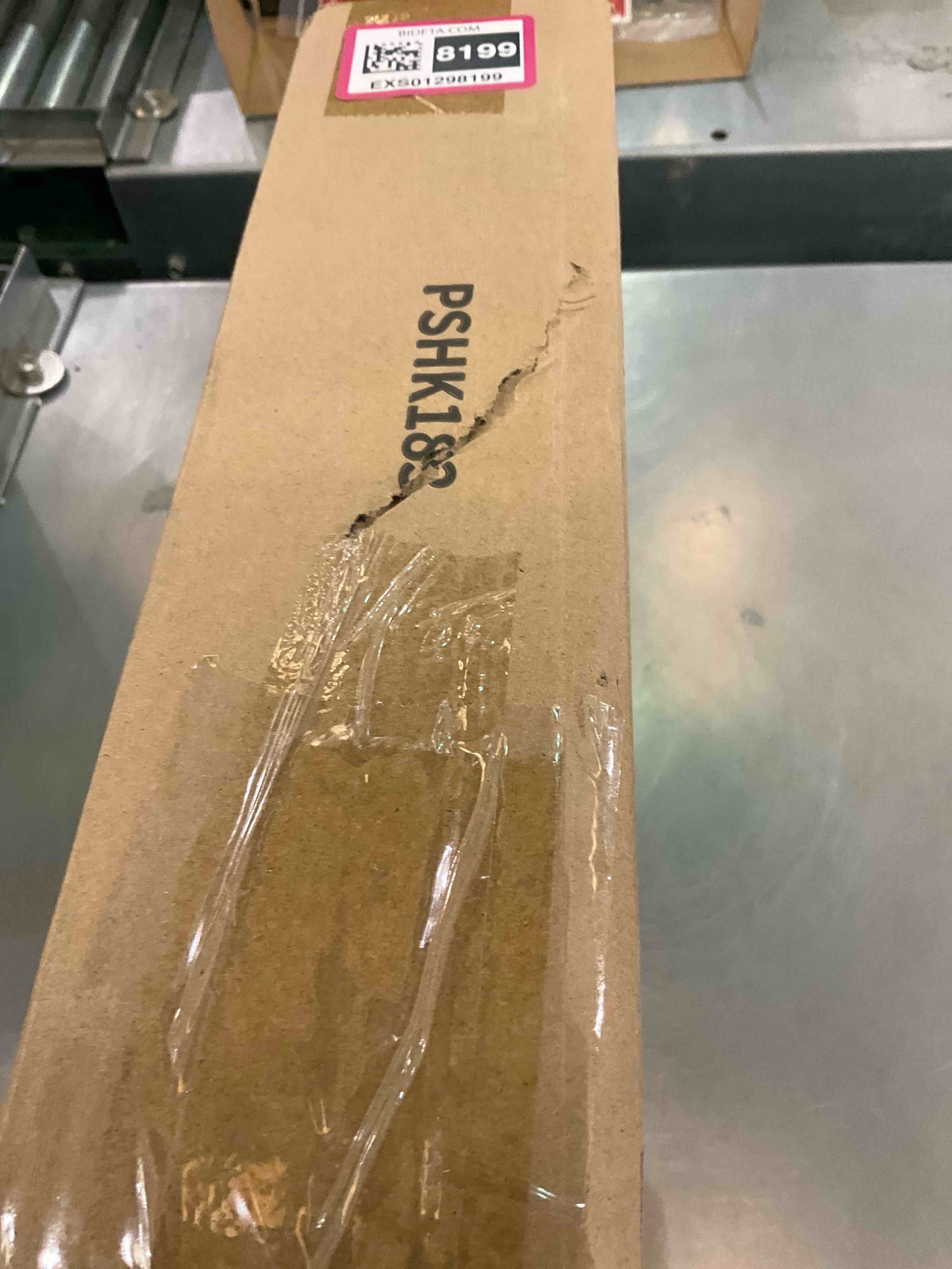 https://s3.amazonaws.com/lotting-images-prod/BargainHunt/EXS01298199_1712759680188.jpeg