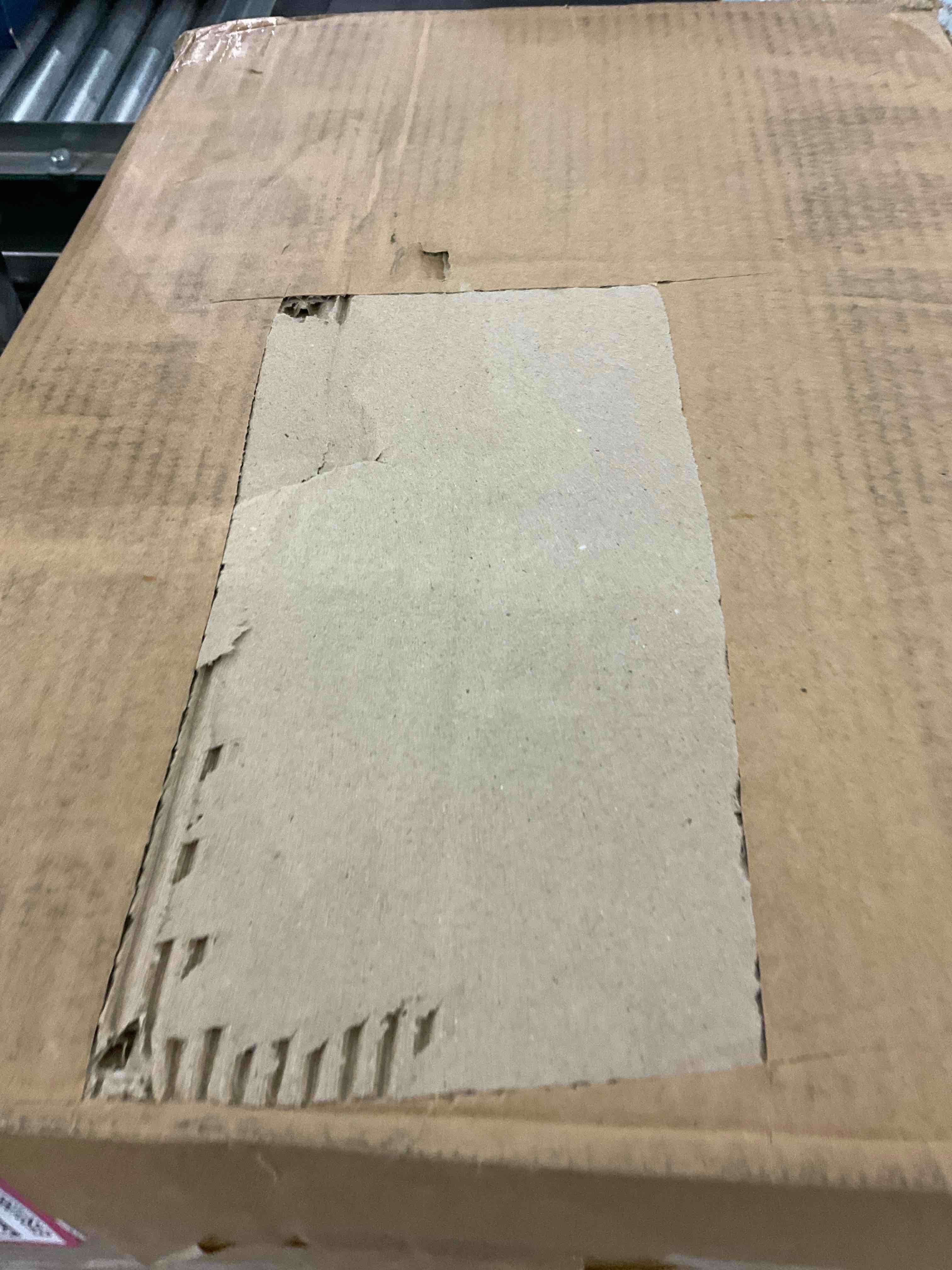 https://s3.amazonaws.com/lotting-images-prod/BargainHunt/EXS01298206_1712758596814.jpeg