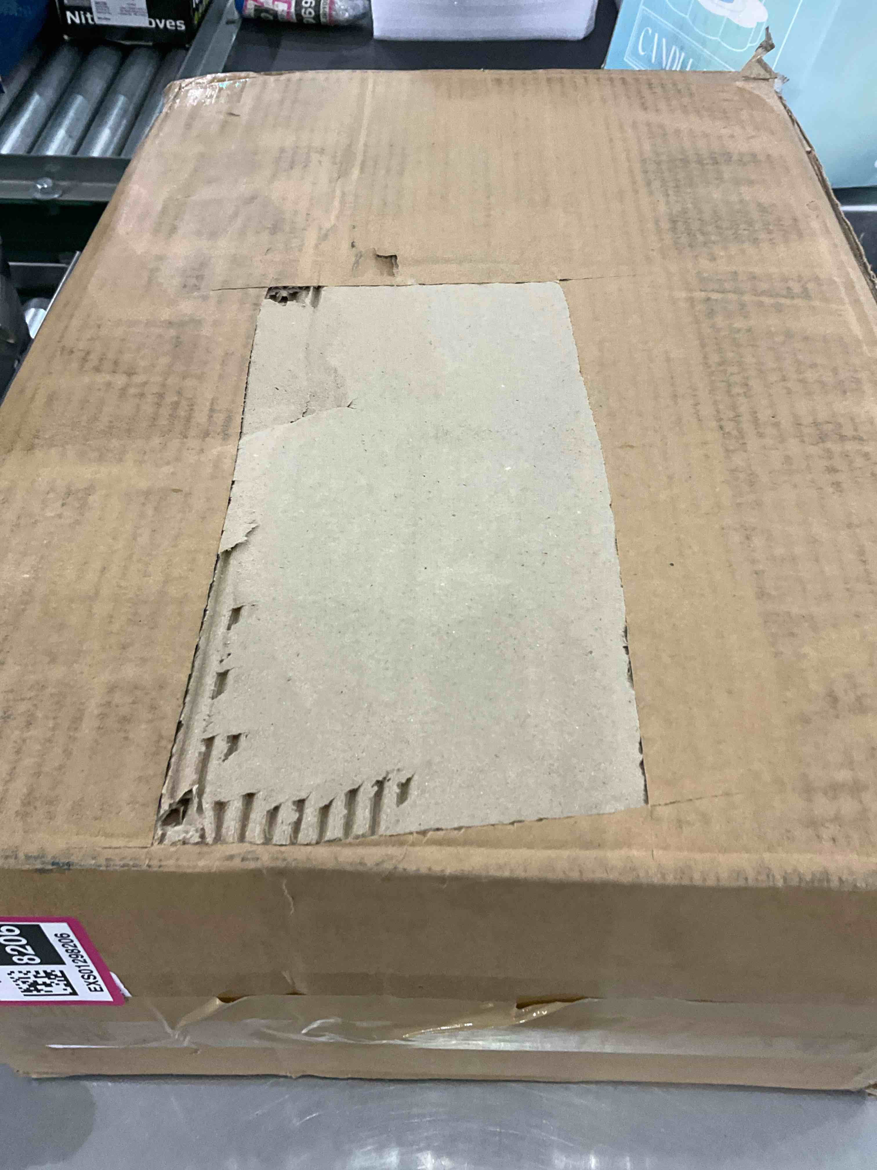 https://s3.amazonaws.com/lotting-images-prod/BargainHunt/EXS01298206_1712758597997.jpeg