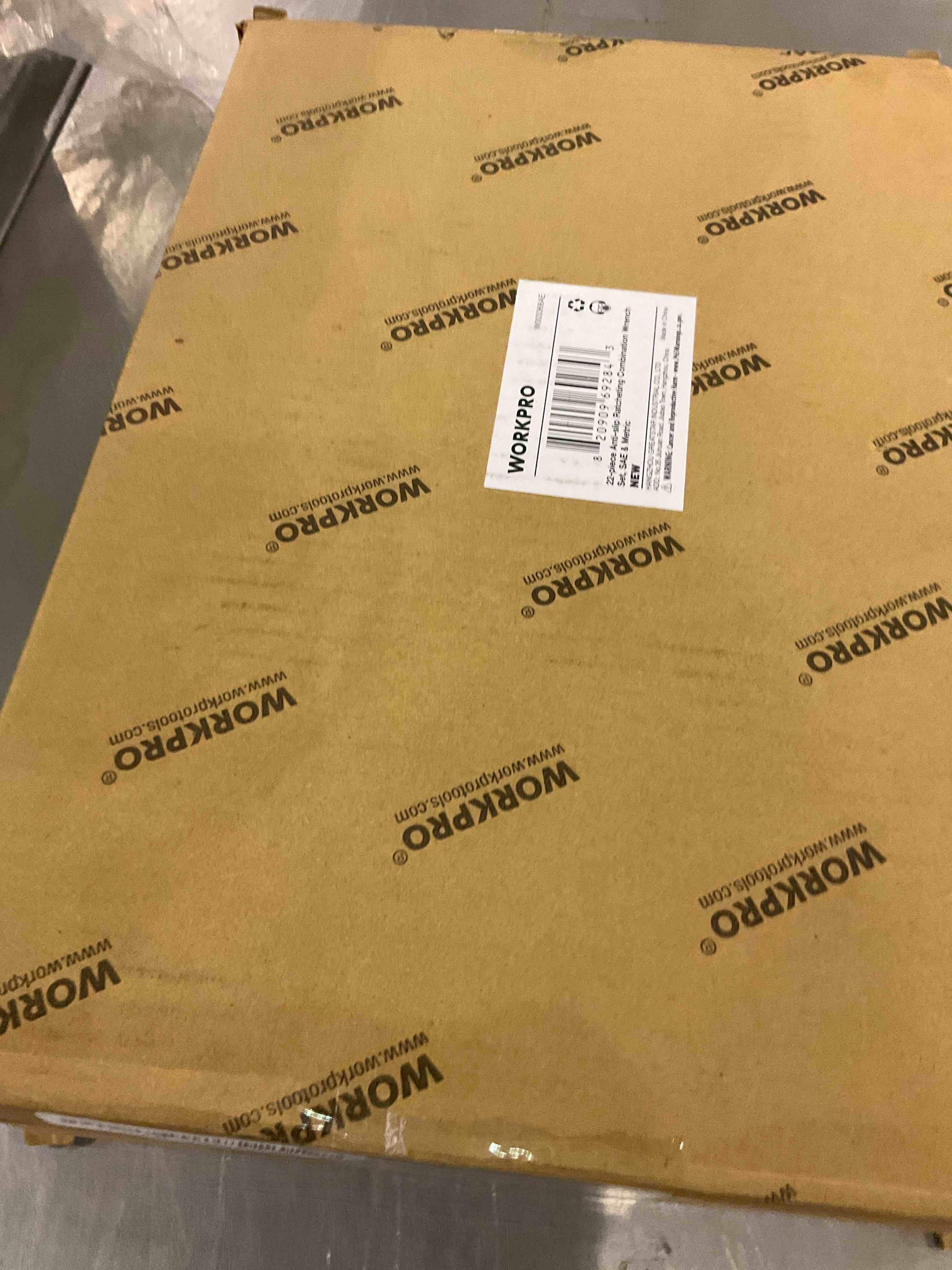 https://s3.amazonaws.com/lotting-images-prod/BargainHunt/EXS01298266_1712835043001.jpeg