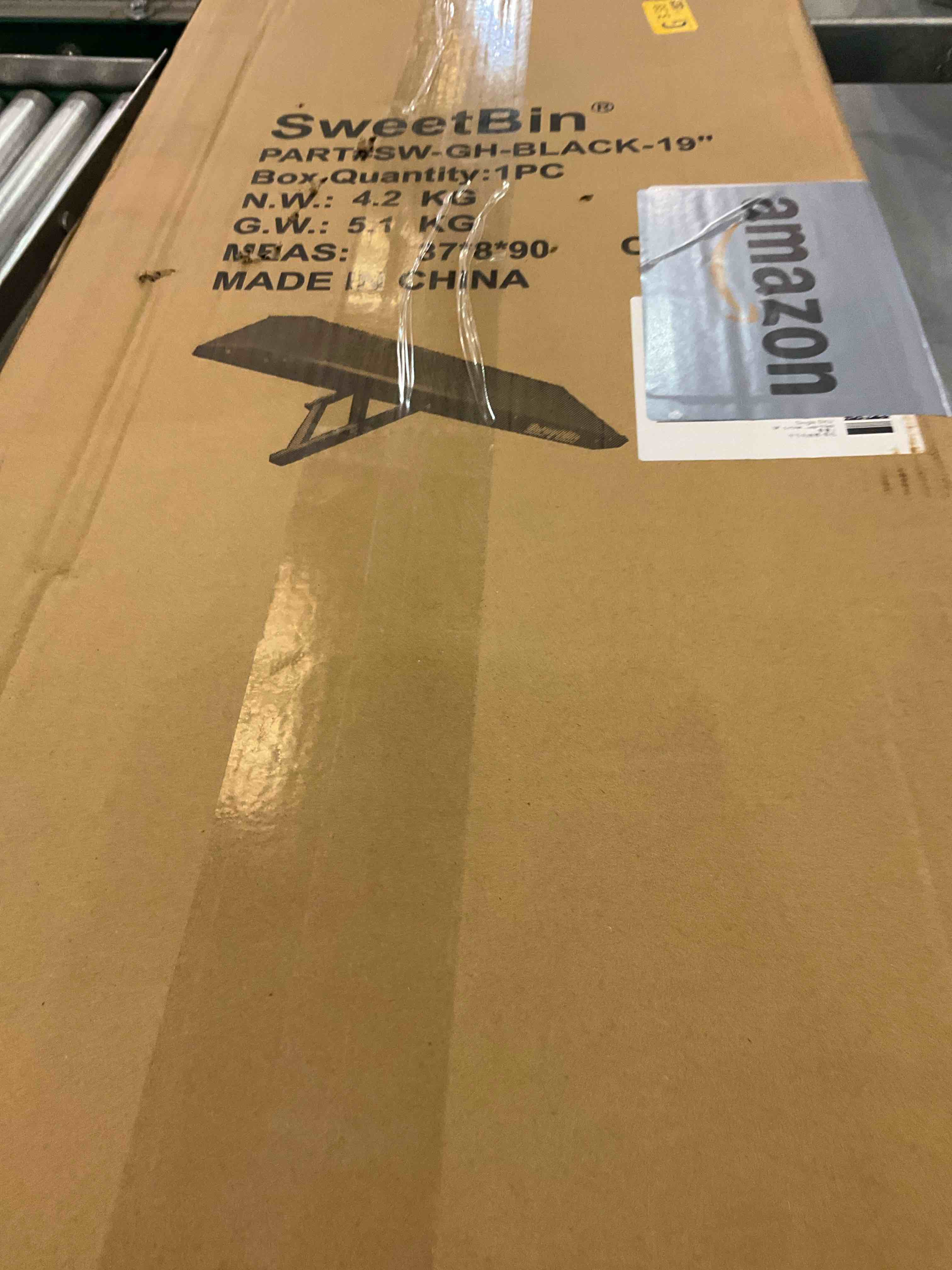 https://s3.amazonaws.com/lotting-images-prod/BargainHunt/EXS01298483_1713189567485.jpeg