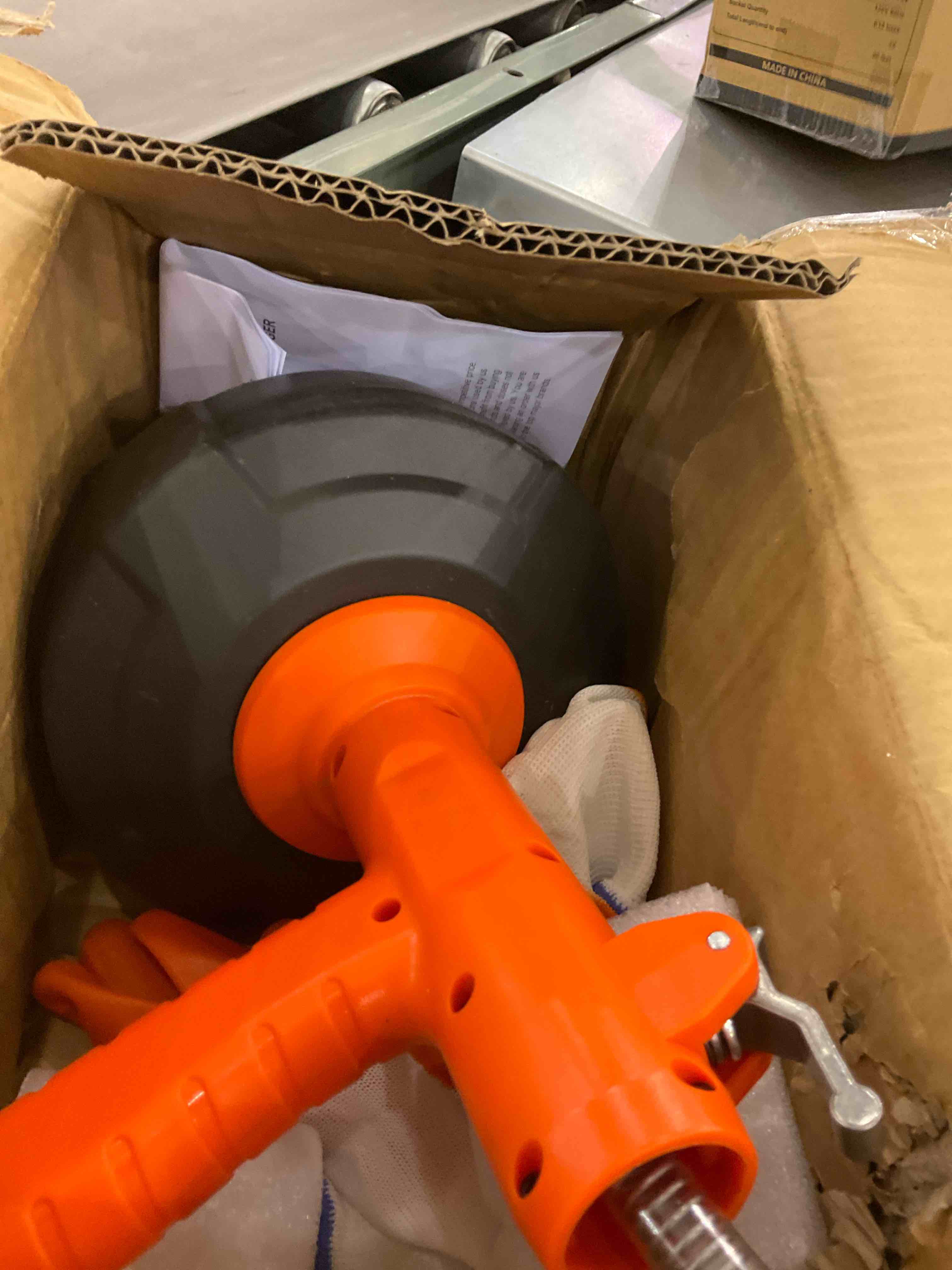 https://s3.amazonaws.com/lotting-images-prod/BargainHunt/EXS01298512_1712759987955.jpeg
