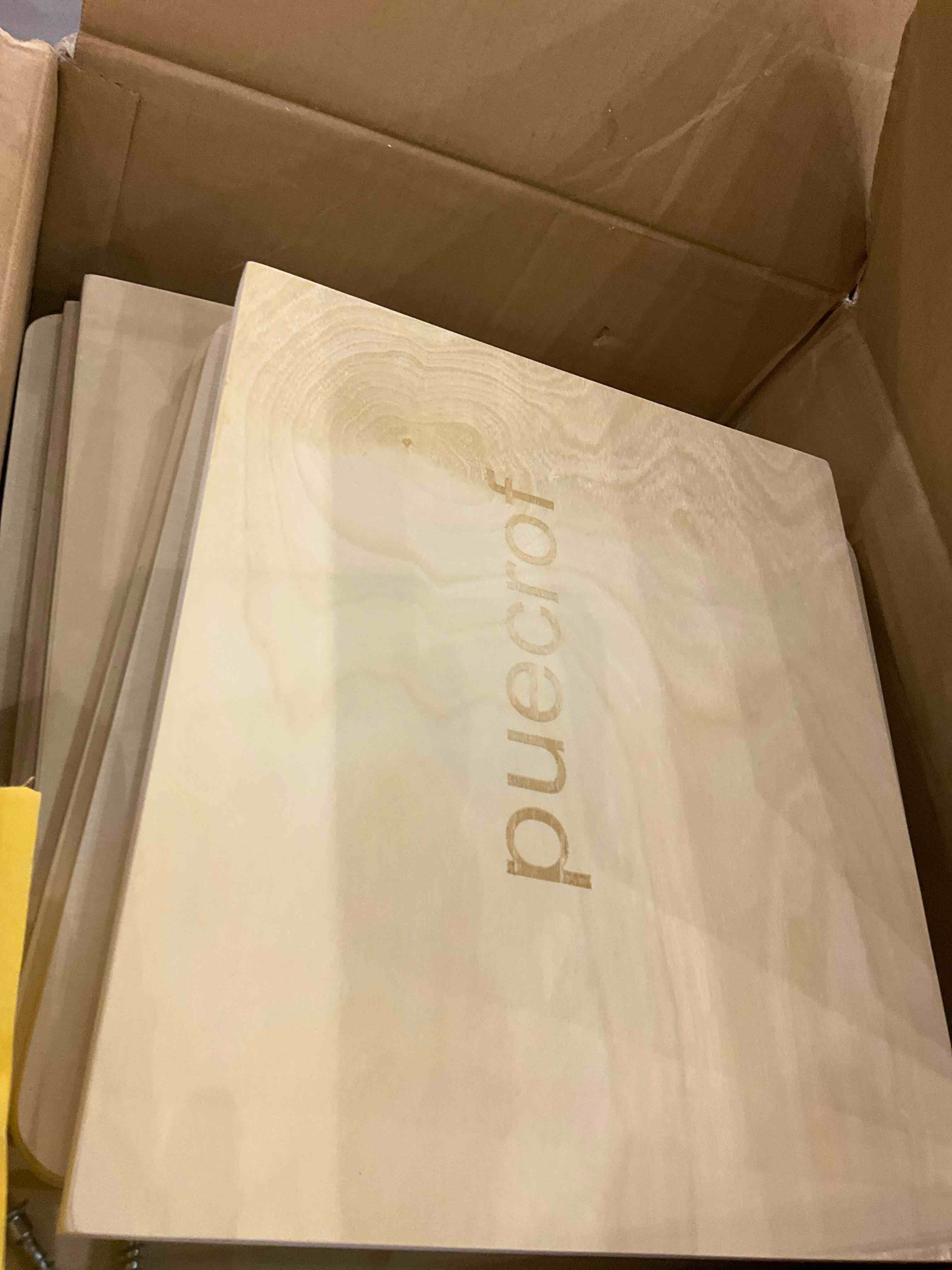 https://s3.amazonaws.com/lotting-images-prod/BargainHunt/EXS01298514_1712760257521.jpeg