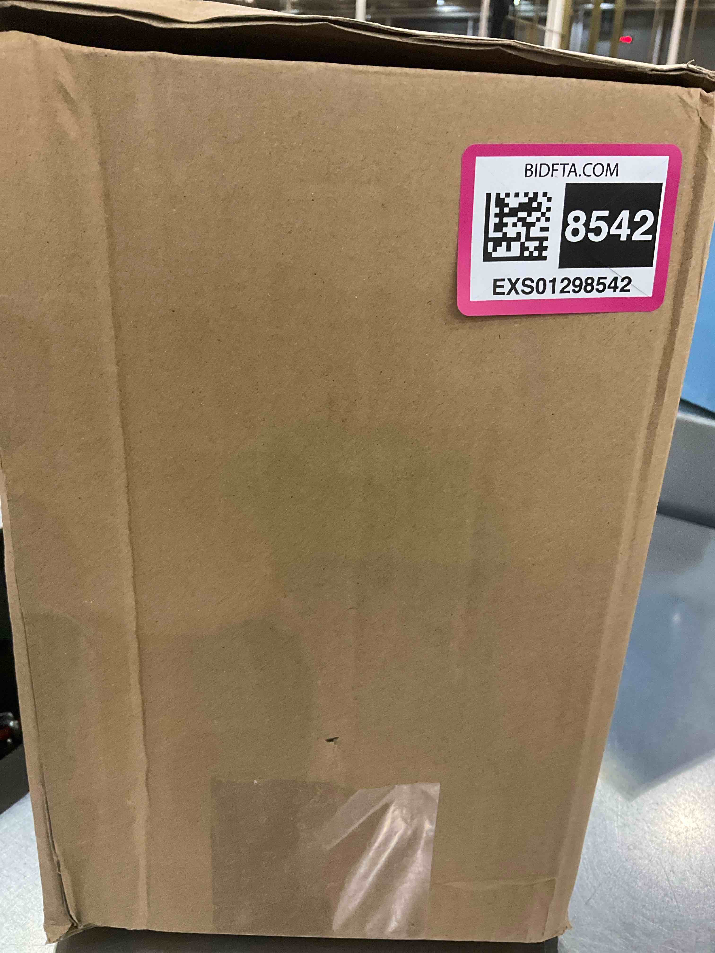 https://s3.amazonaws.com/lotting-images-prod/BargainHunt/EXS01298542_1712767561354.jpeg