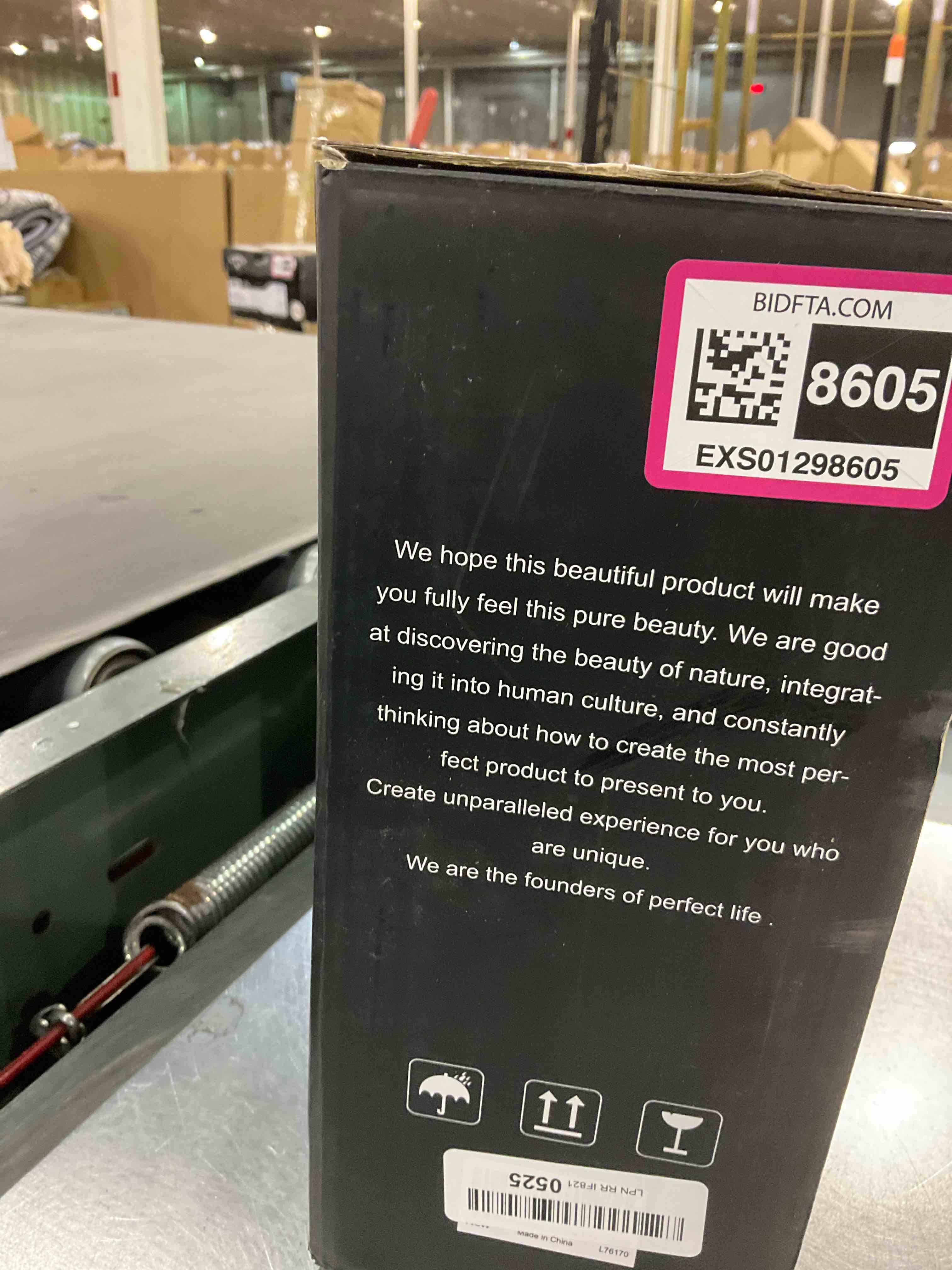 https://s3.amazonaws.com/lotting-images-prod/BargainHunt/EXS01298605_1712835340016.jpeg