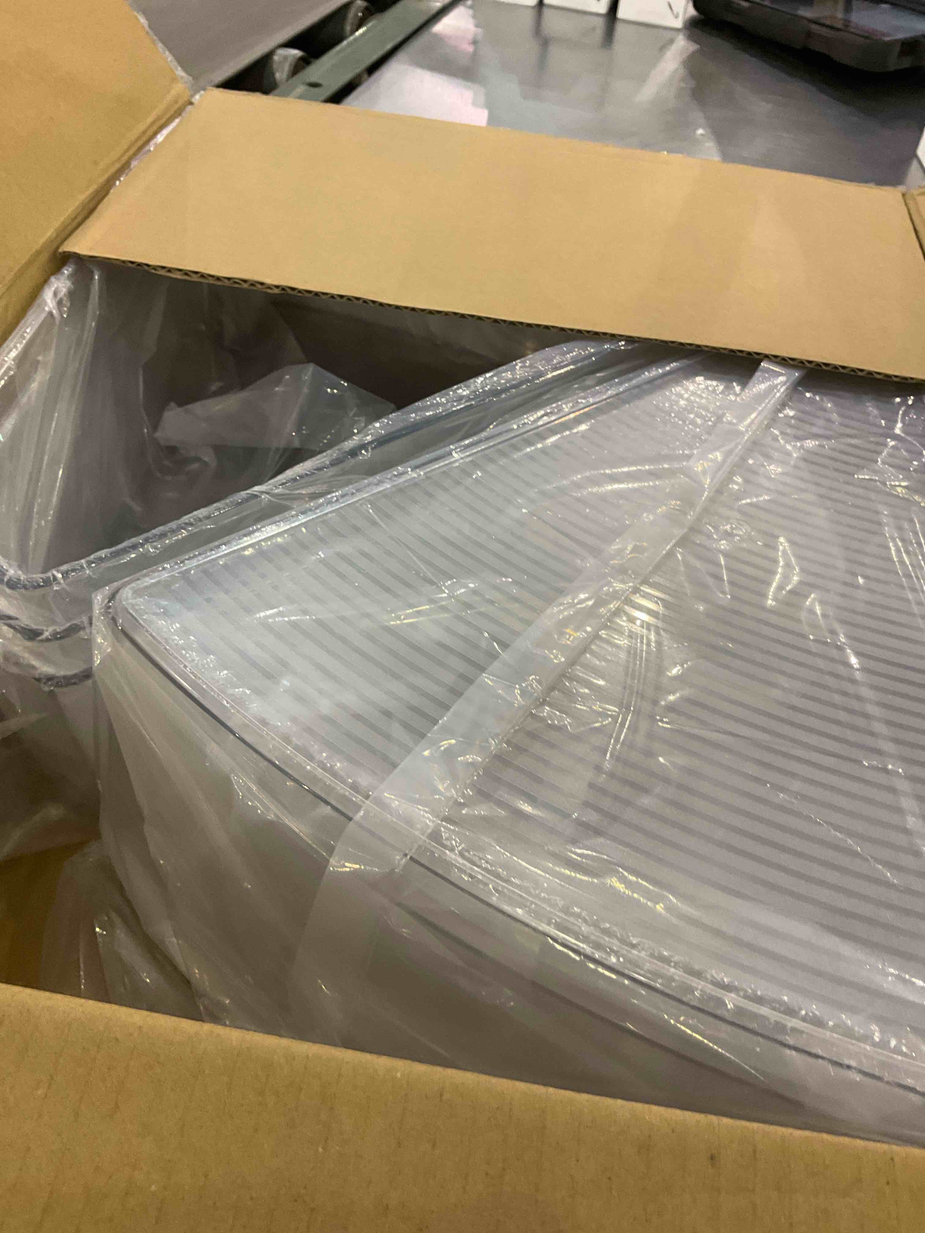 https://s3.amazonaws.com/lotting-images-prod/BargainHunt/EXS01298608_1712835450814.jpeg
