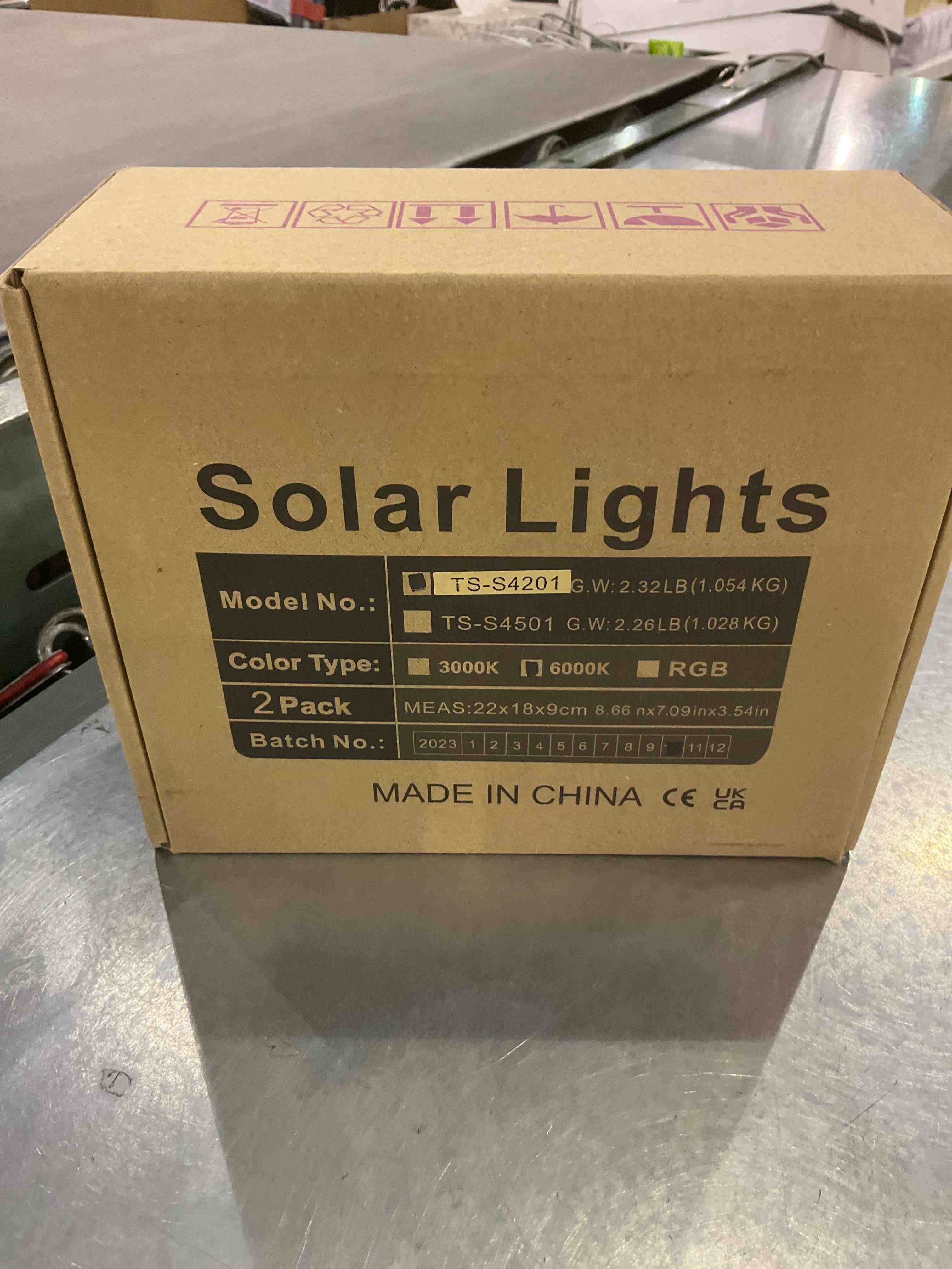 T-SUNUS Solar Garden Spot Lights, LED Solar Landscape Light Outdoor IP65 Waterproof 9.8ft Cable, Separated Solar Panel, Auto ON/Off for Garden, Driveway, Pathway, Pool Area (White 6000K)