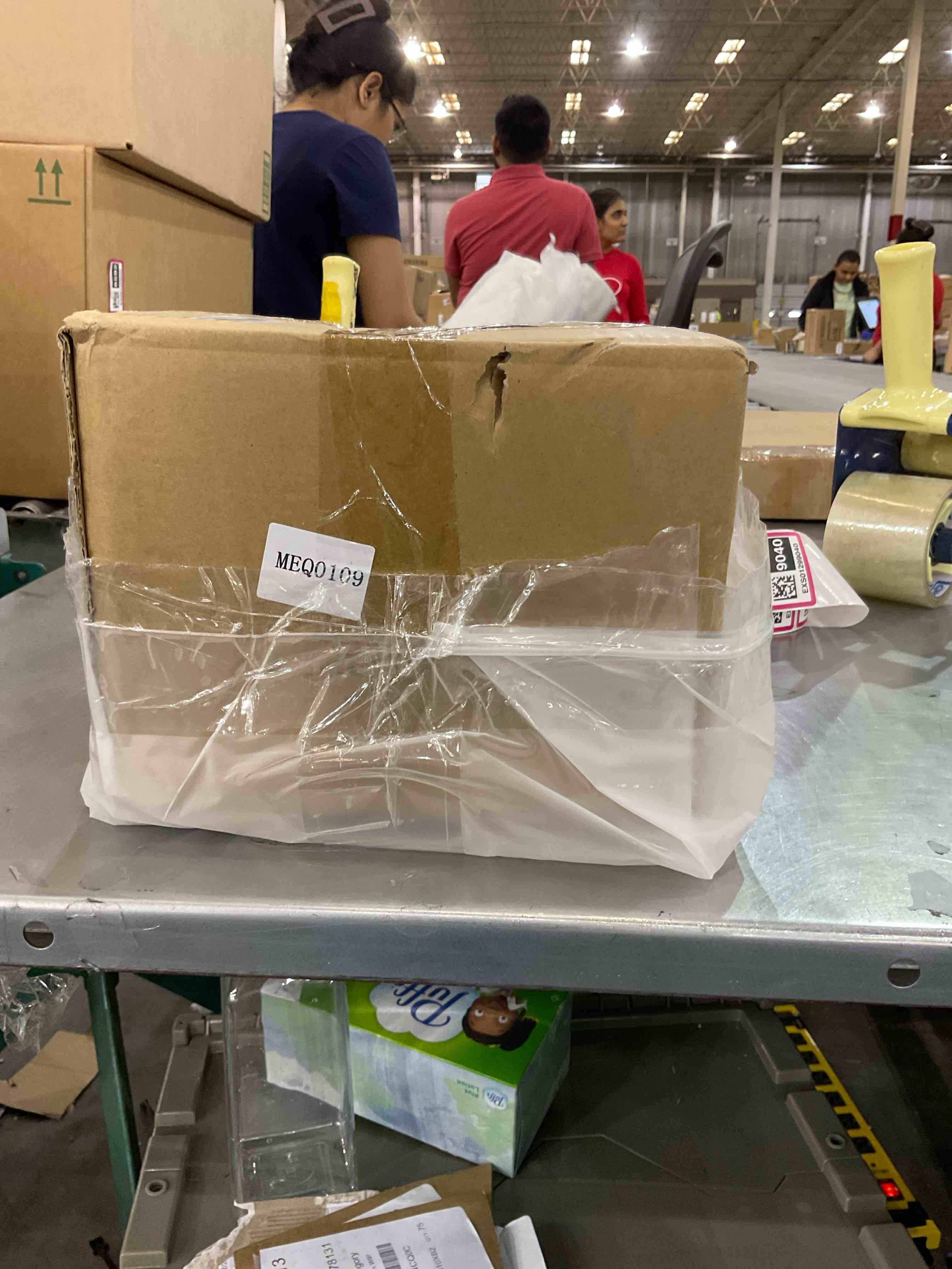 Umigy 60 Pieces Mini Glass Jars with Lids 1.7 oz Mini Candy Jars Tiny Mason Jars Small Glass Containers with Lids for Favors Wedding Gifts Spice Honey Sugar Scrub Herbs