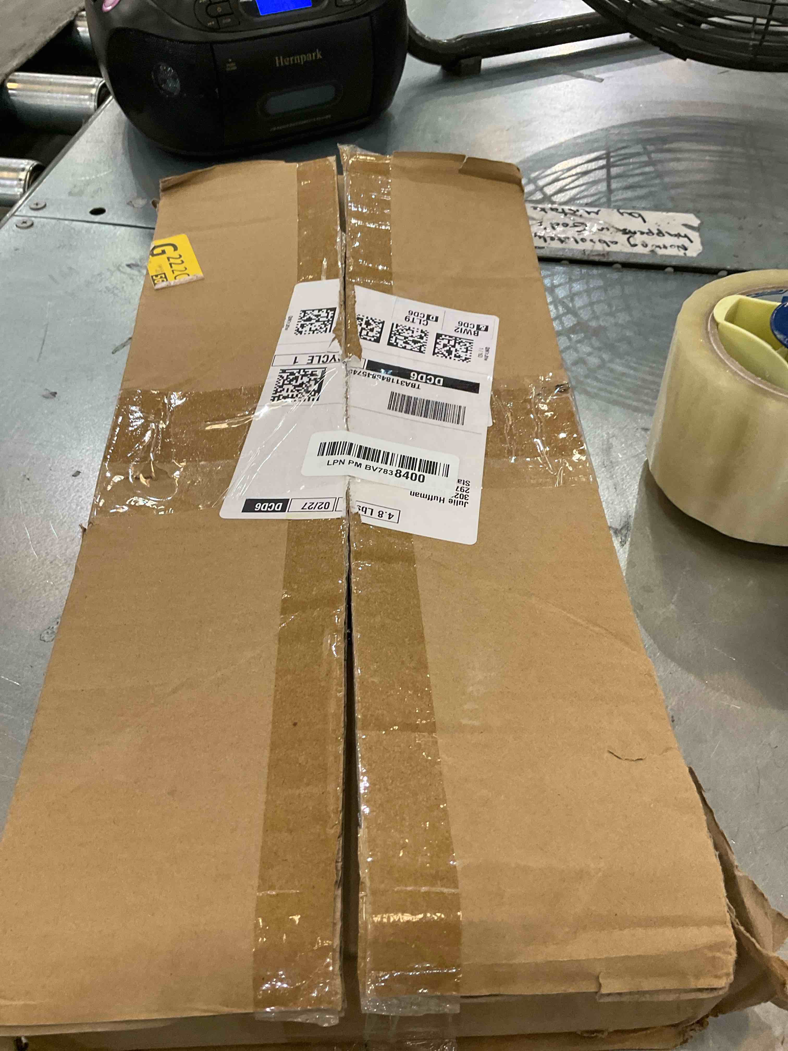 https://s3.amazonaws.com/lotting-images-prod/BargainHunt/EXS01299267_1713467531126.jpeg