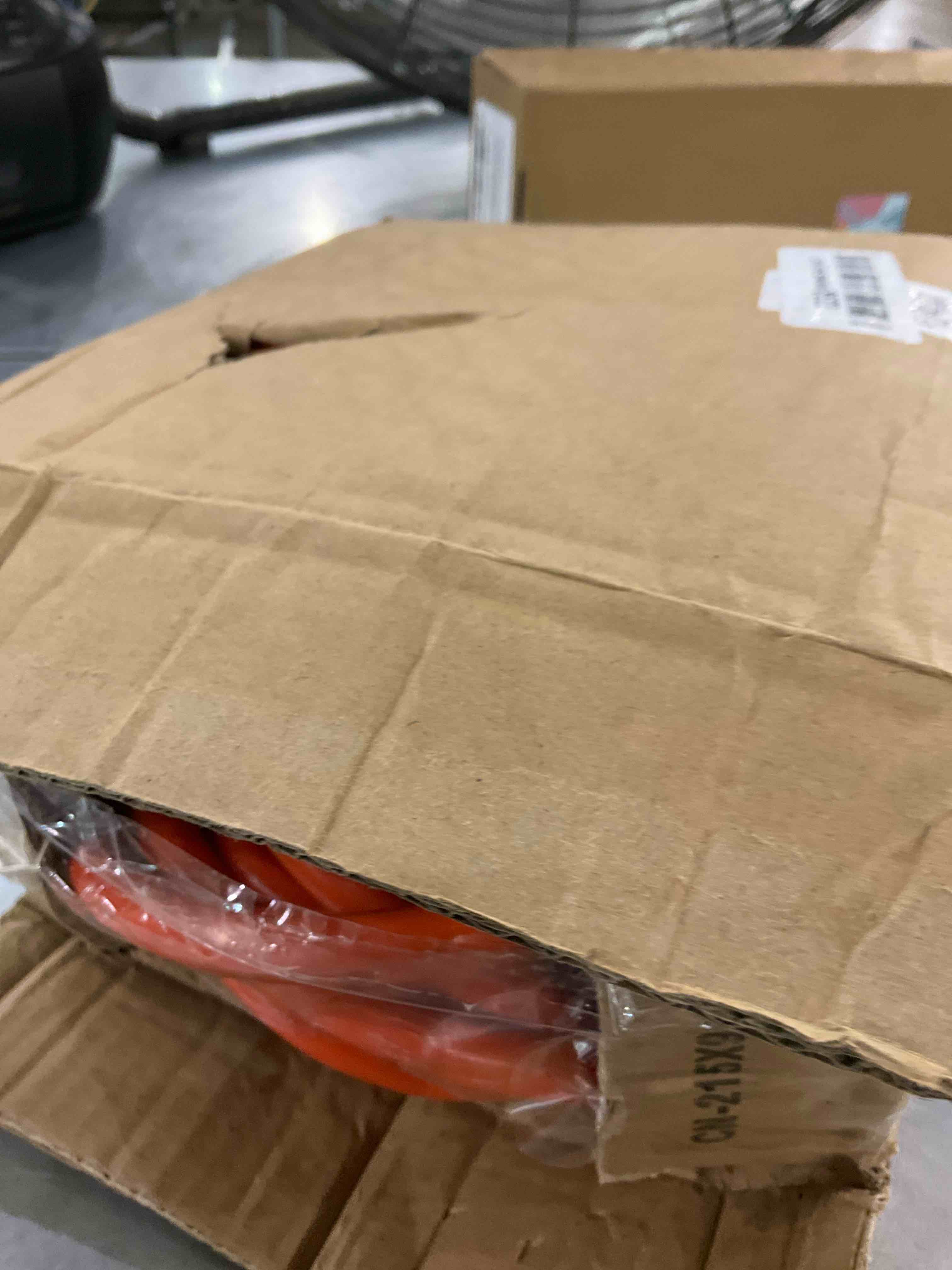 https://s3.amazonaws.com/lotting-images-prod/BargainHunt/EXS01299326_1713530047096.jpeg