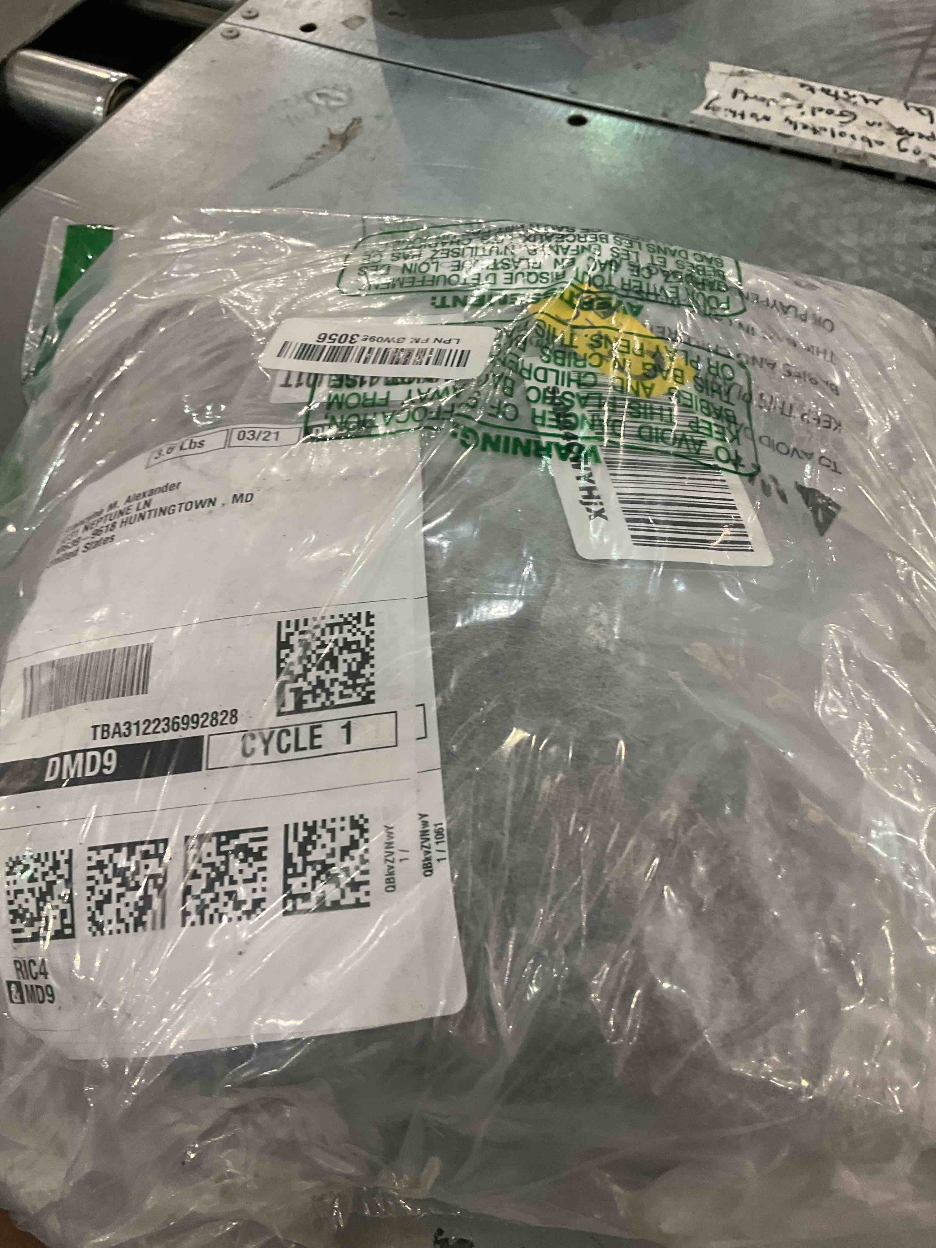 https://s3.amazonaws.com/lotting-images-prod/BargainHunt/EXS01299404_1713539723580.jpeg