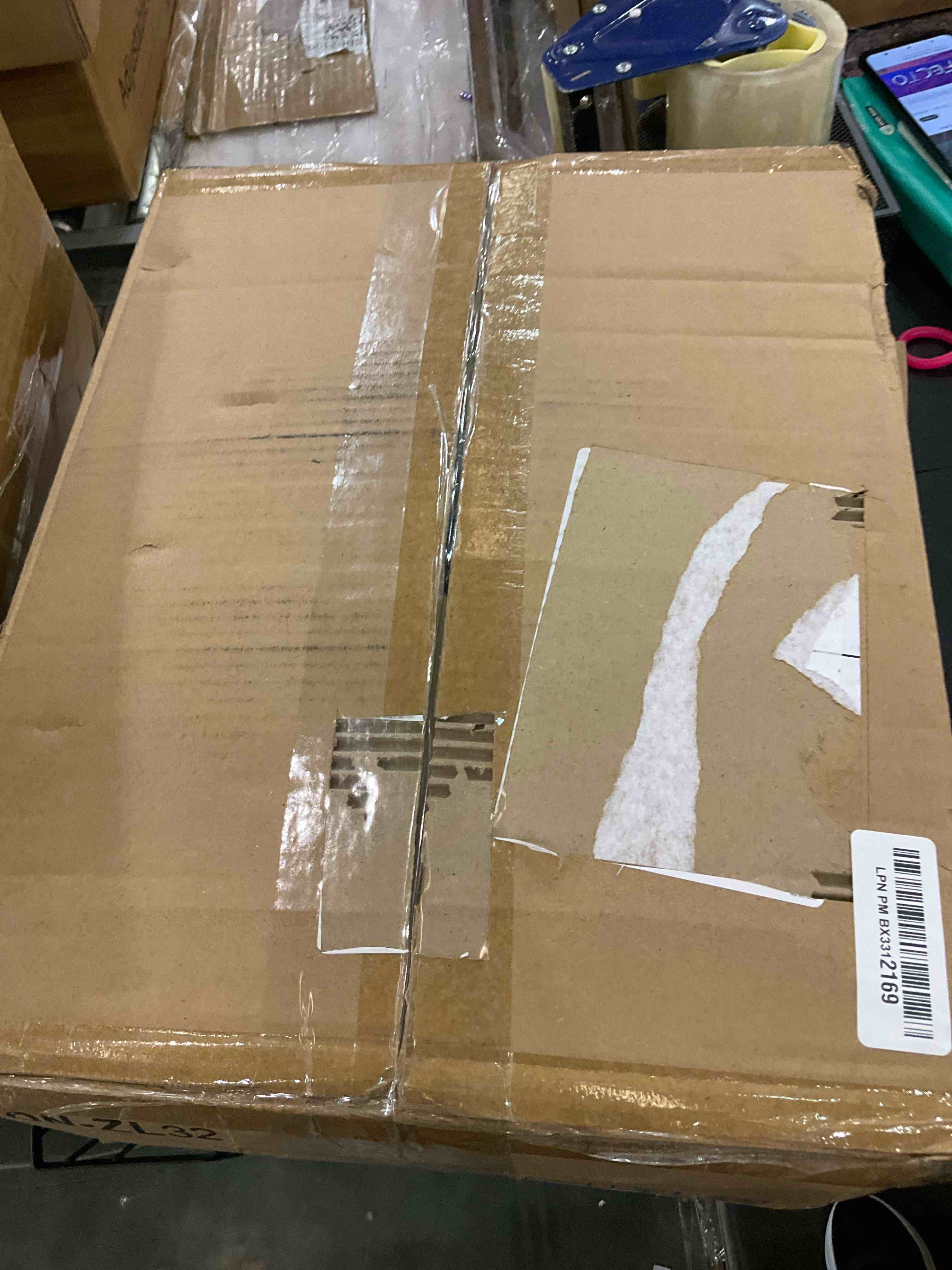 https://s3.amazonaws.com/lotting-images-prod/BargainHunt/EXS01299639_1712676707278.jpeg