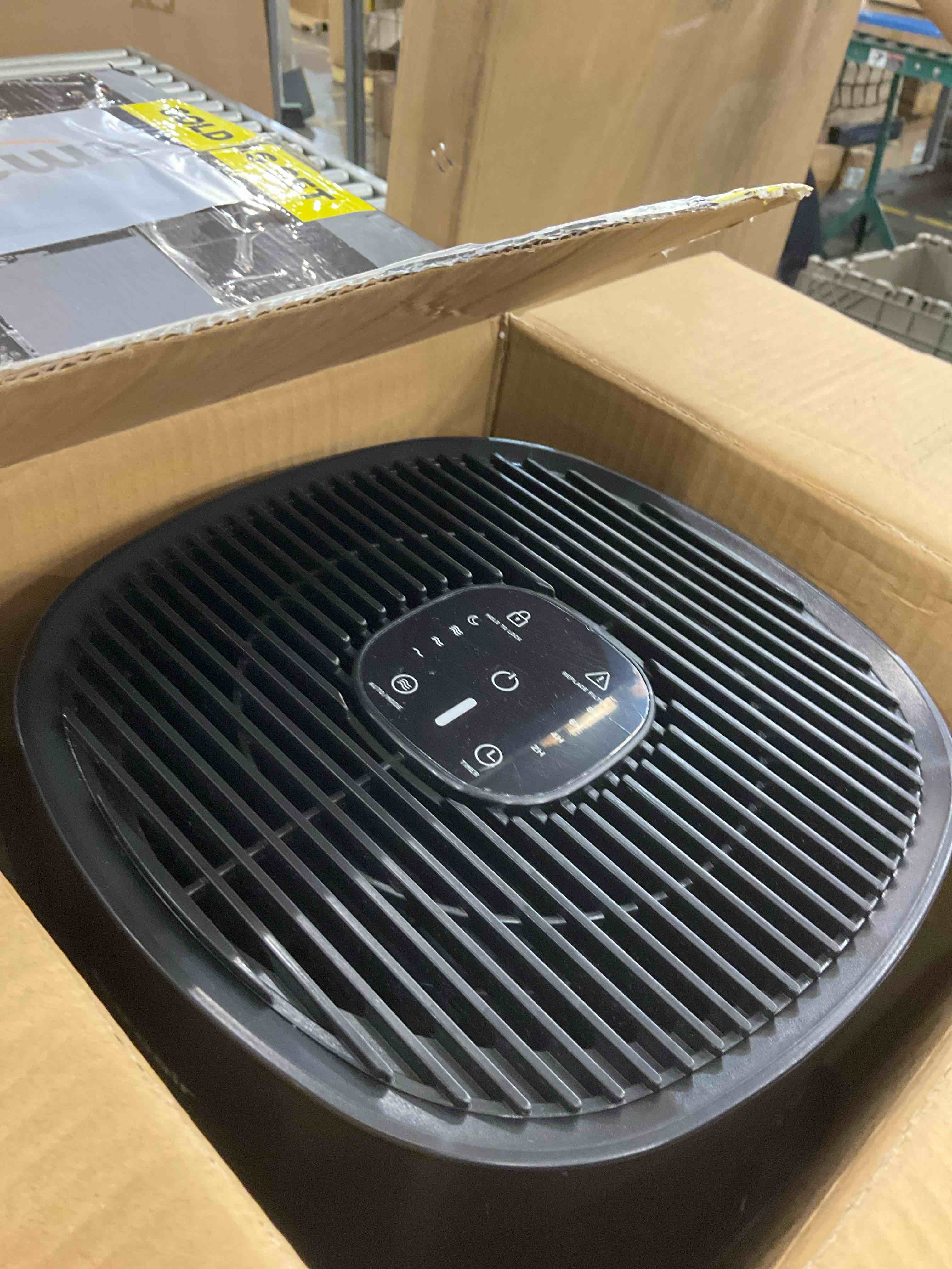 https://s3.amazonaws.com/lotting-images-prod/BargainHunt/EXS01299948_1713280793592.jpeg
