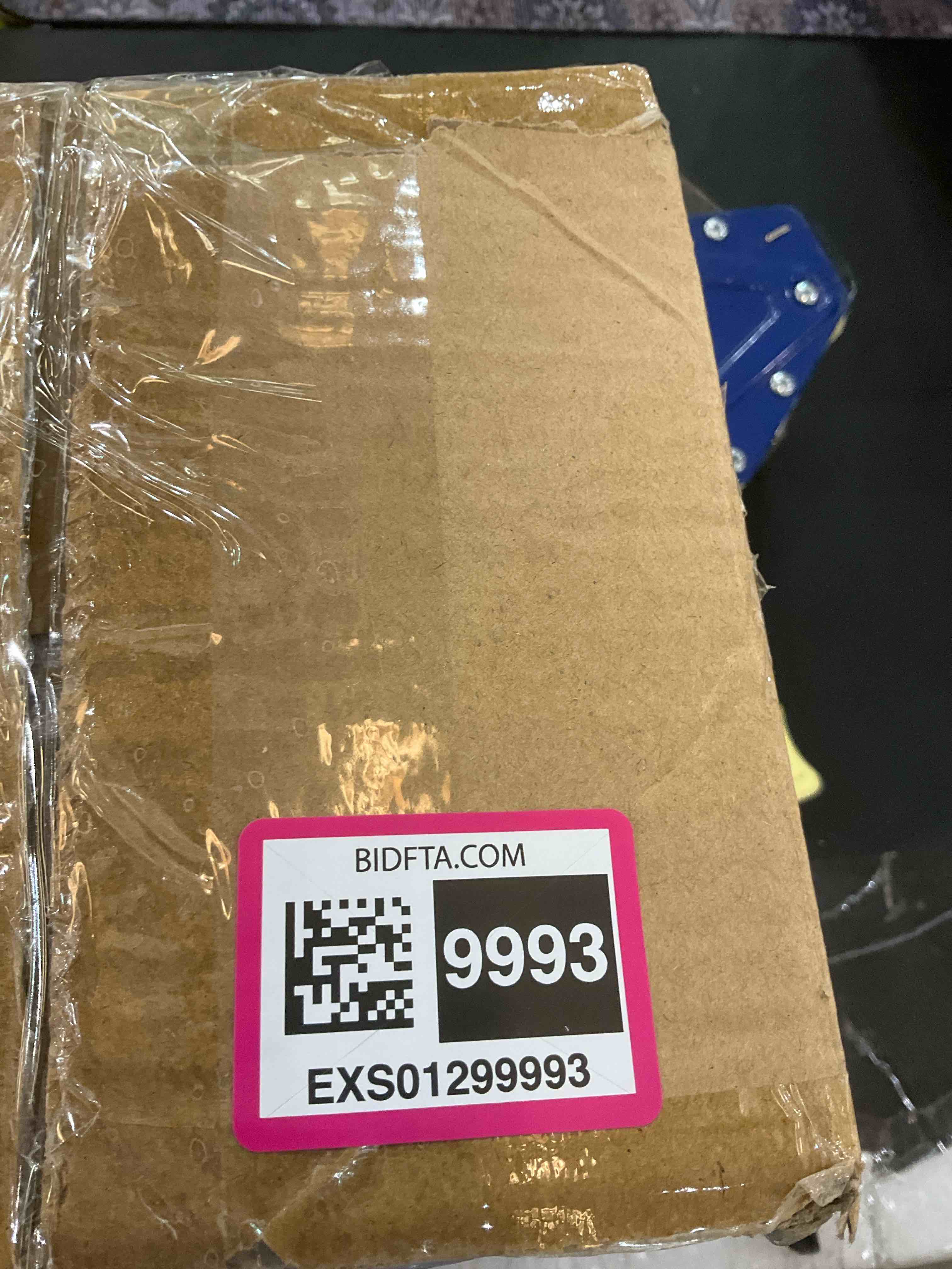 https://s3.amazonaws.com/lotting-images-prod/BargainHunt/EXS01299993_1713292566143.jpeg