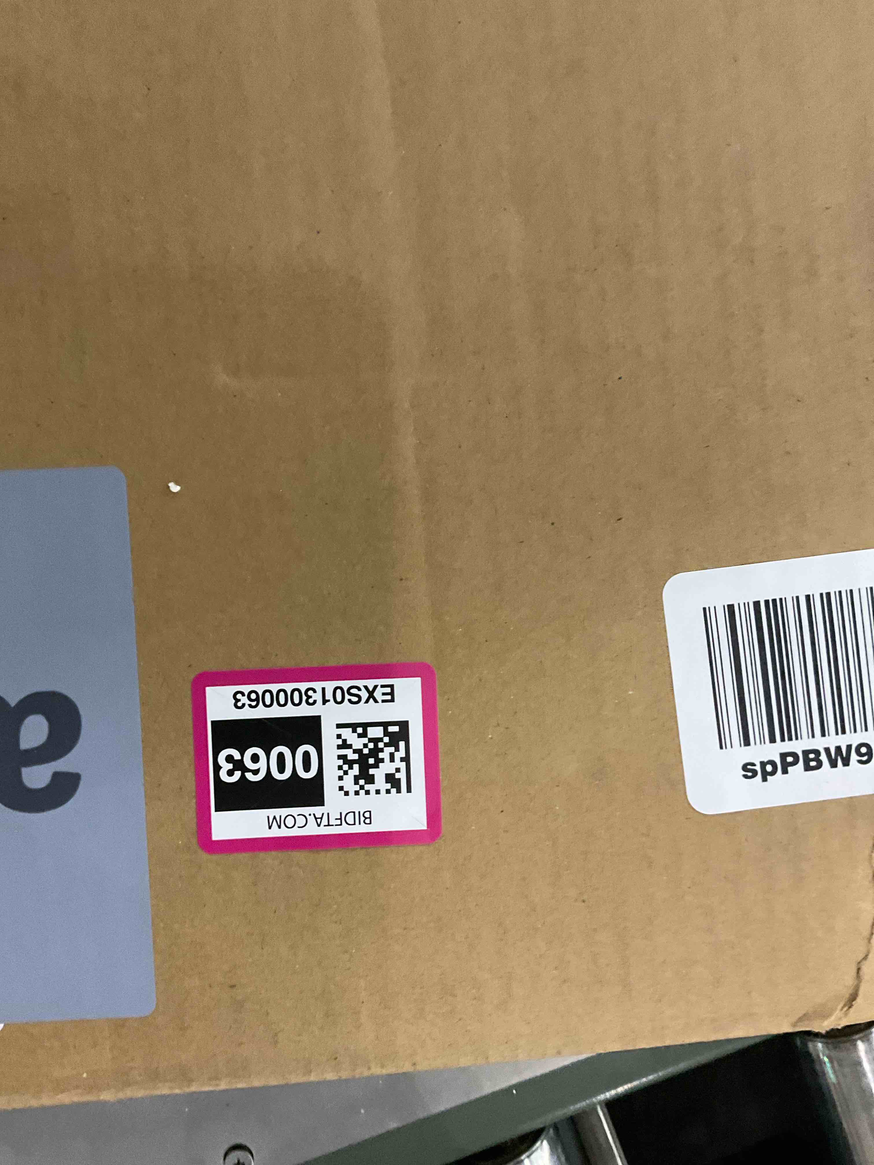 https://s3.amazonaws.com/lotting-images-prod/BargainHunt/EXS01300063_1710937630537.jpeg